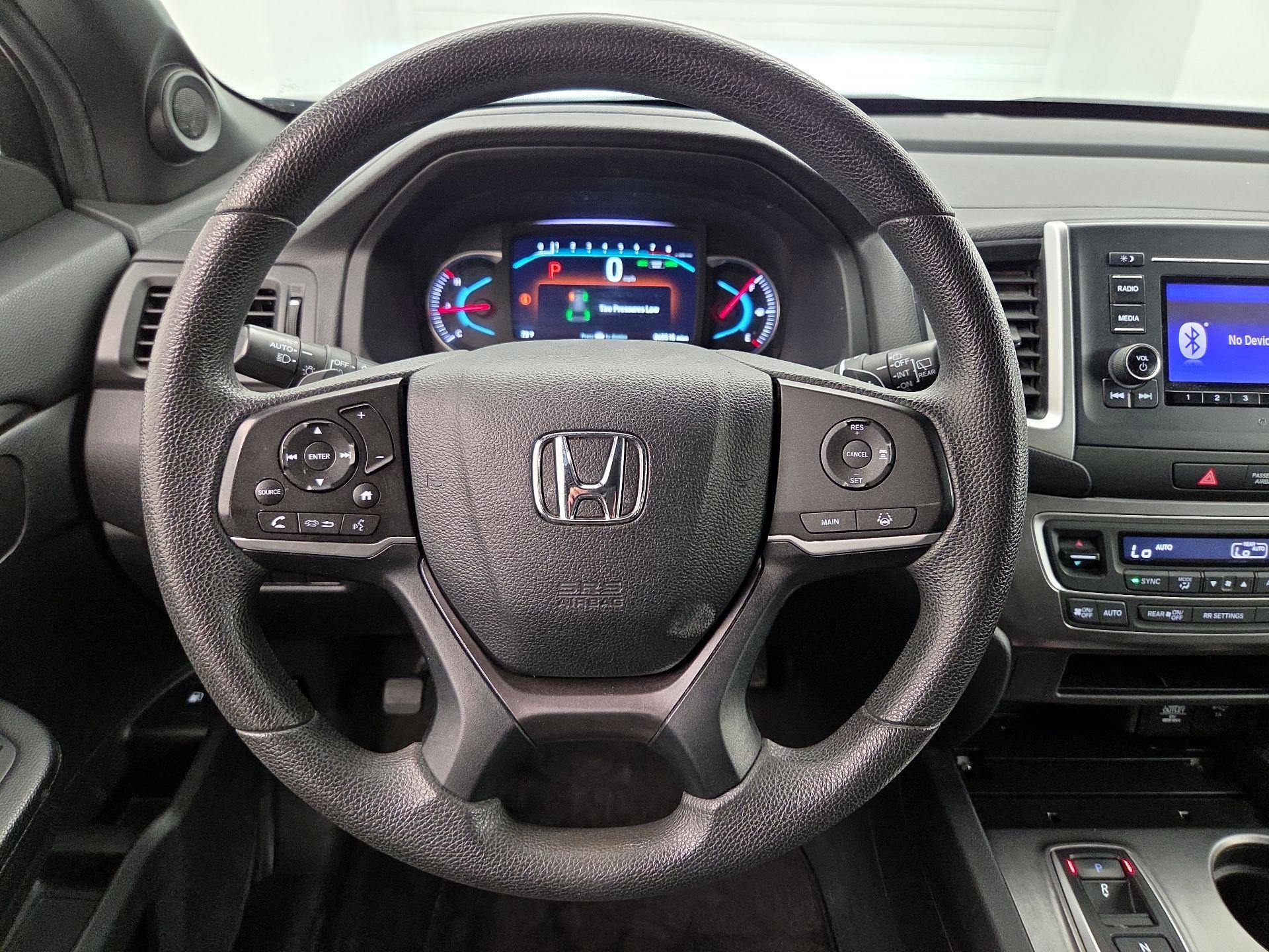 Thumbnail: 2019 Honda Passport - 10