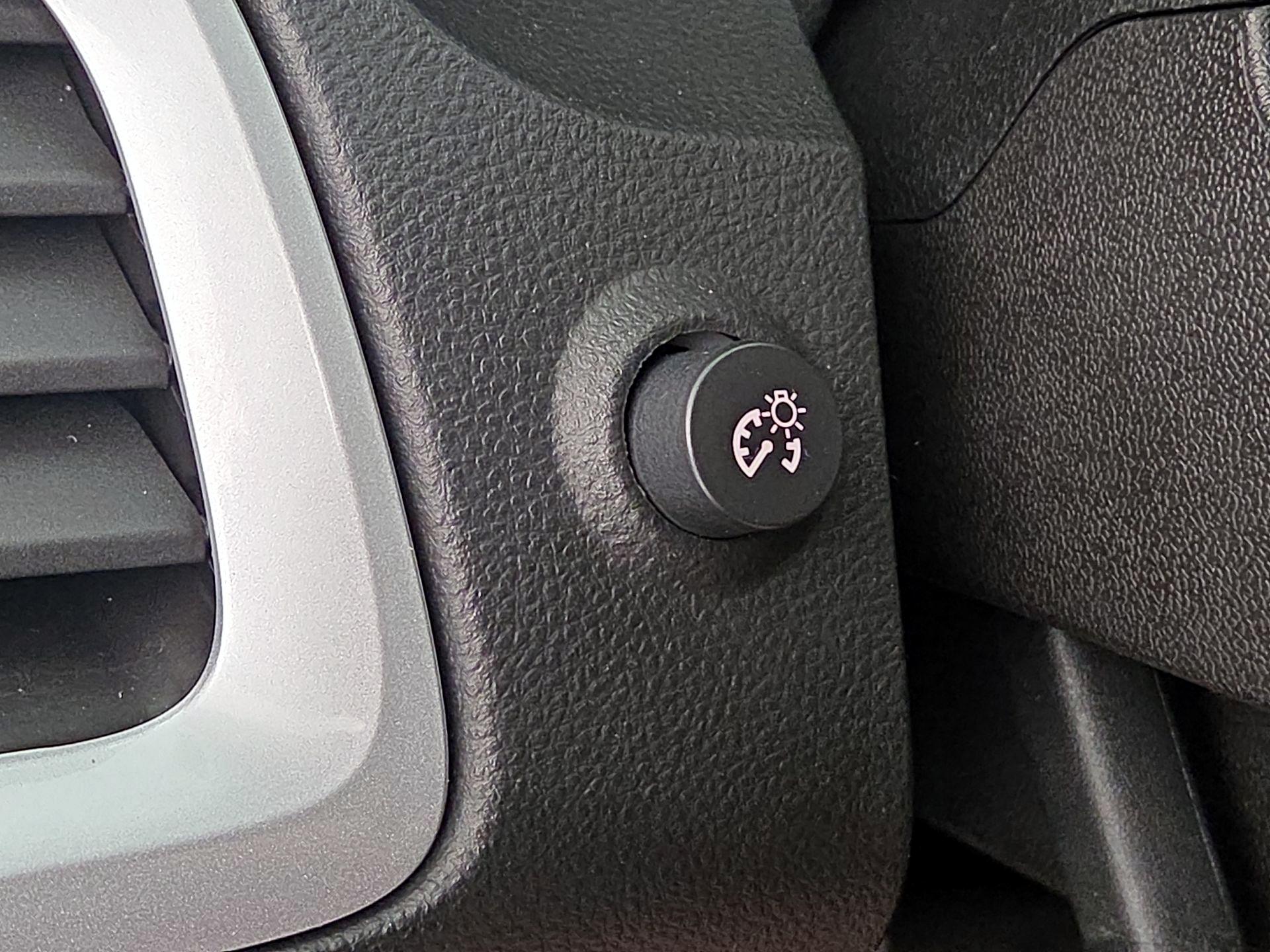 Thumbnail: 2016 GMC Terrain - 13