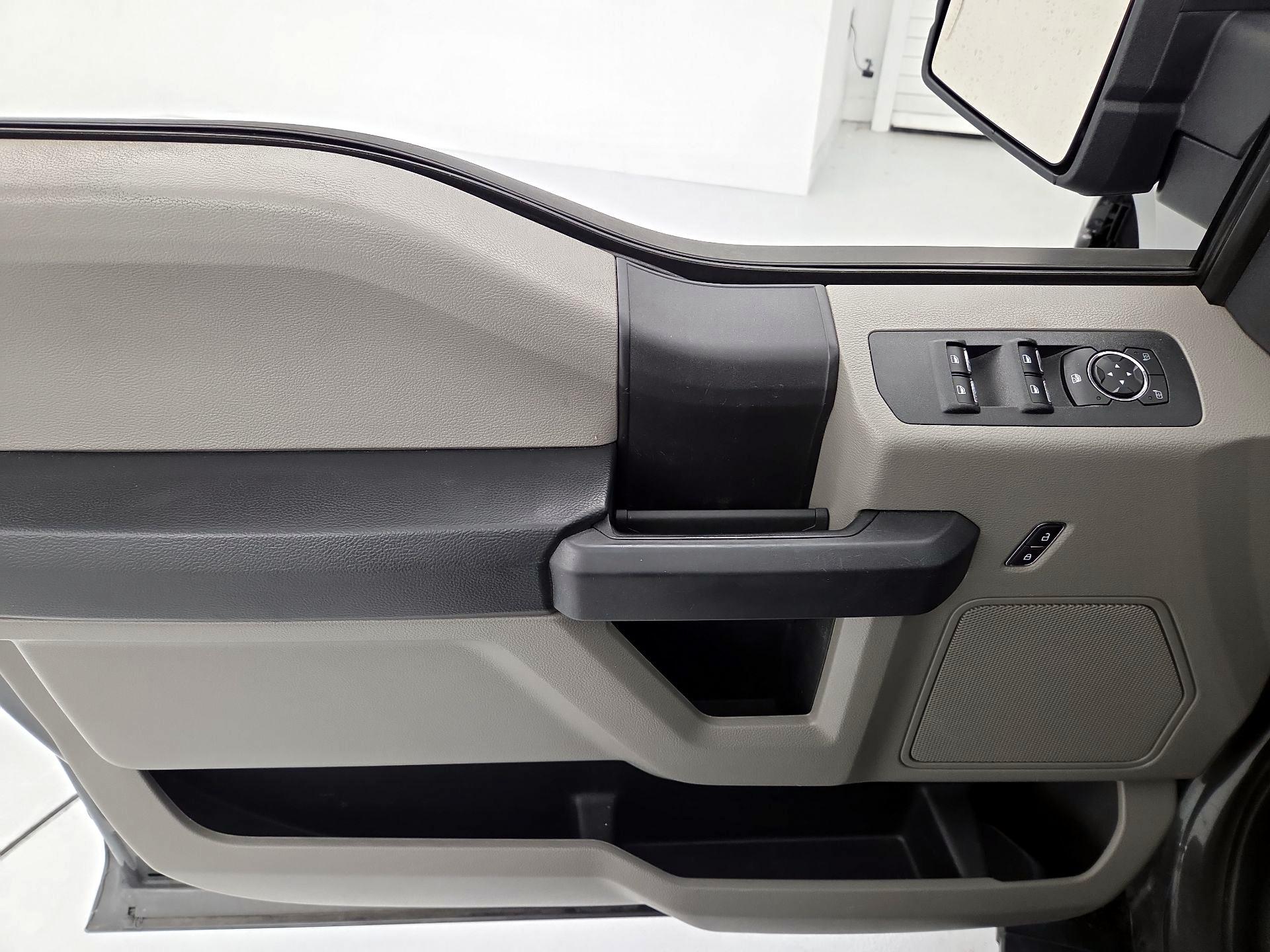 Thumbnail: 2019 Ford F-150 - 12