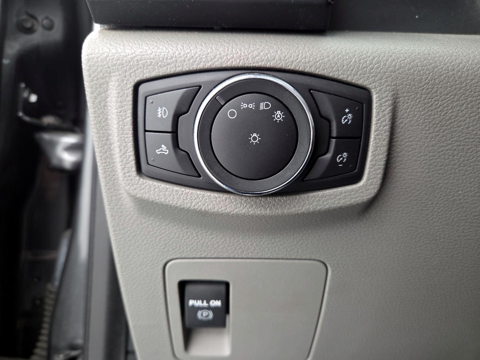 Thumbnail: 2019 Ford F-150 - 13