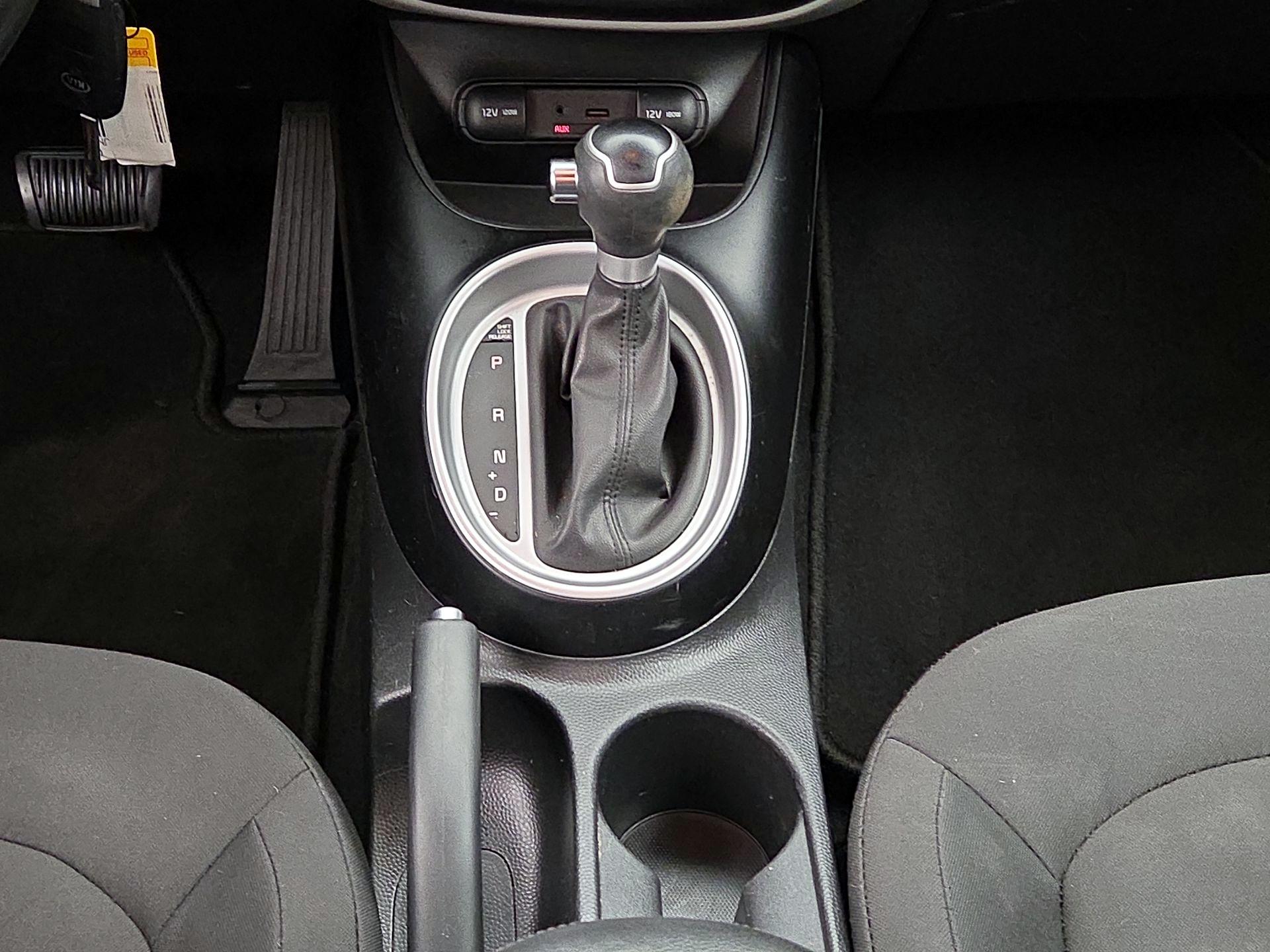 Thumbnail: 2015 Kia Soul - 16