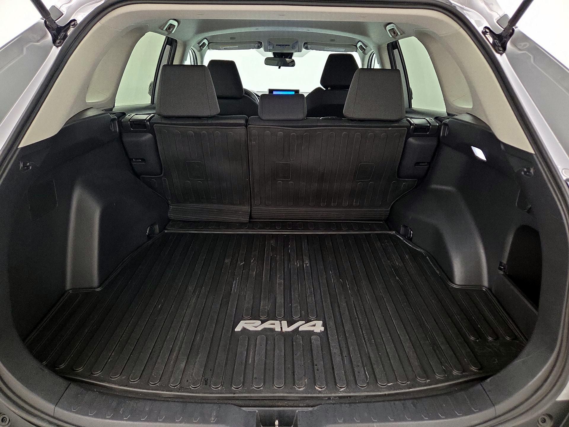 Thumbnail: 2024 Toyota RAV4 - 20