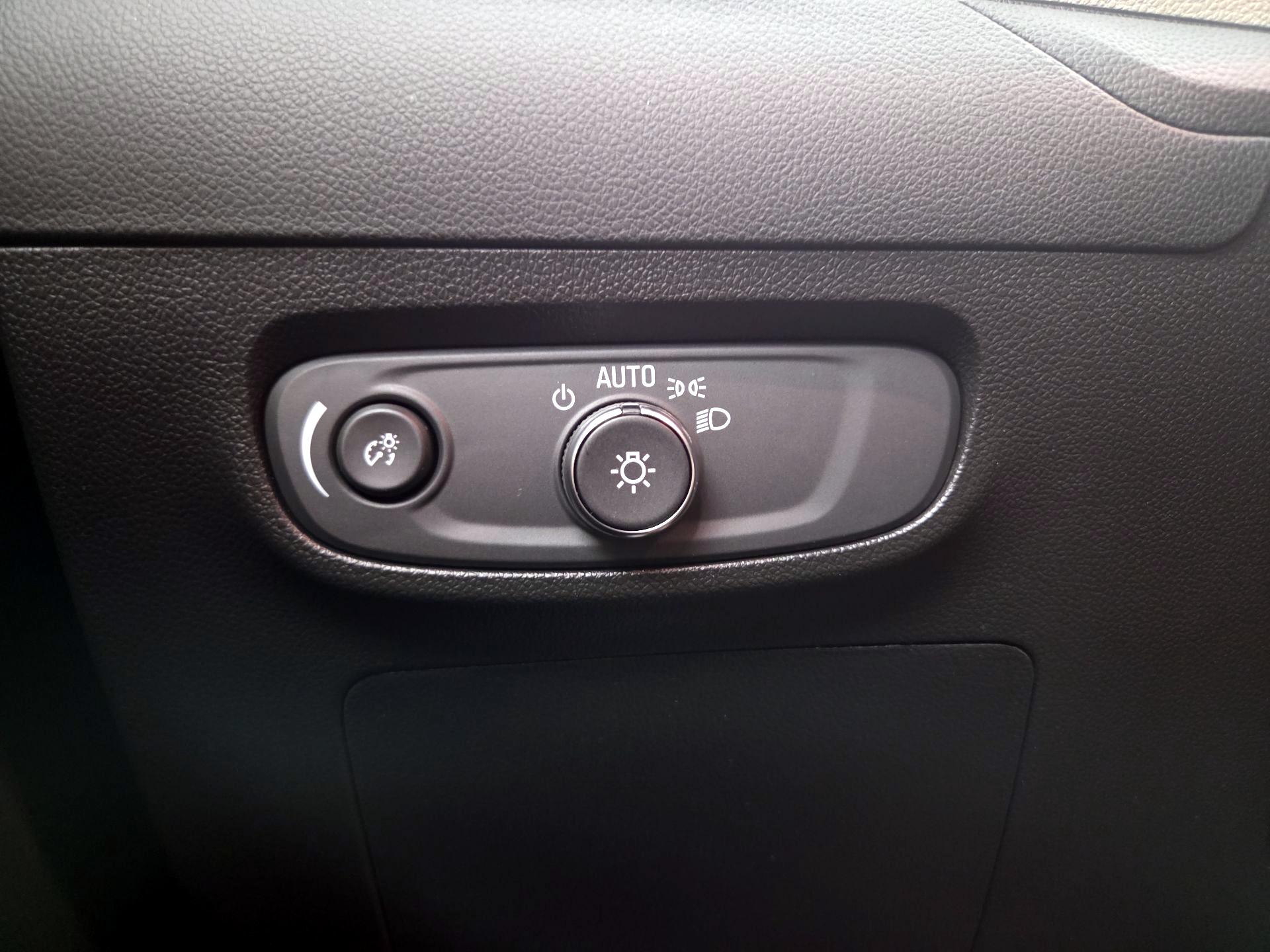 Thumbnail: 2024 Buick Encore GX - 13