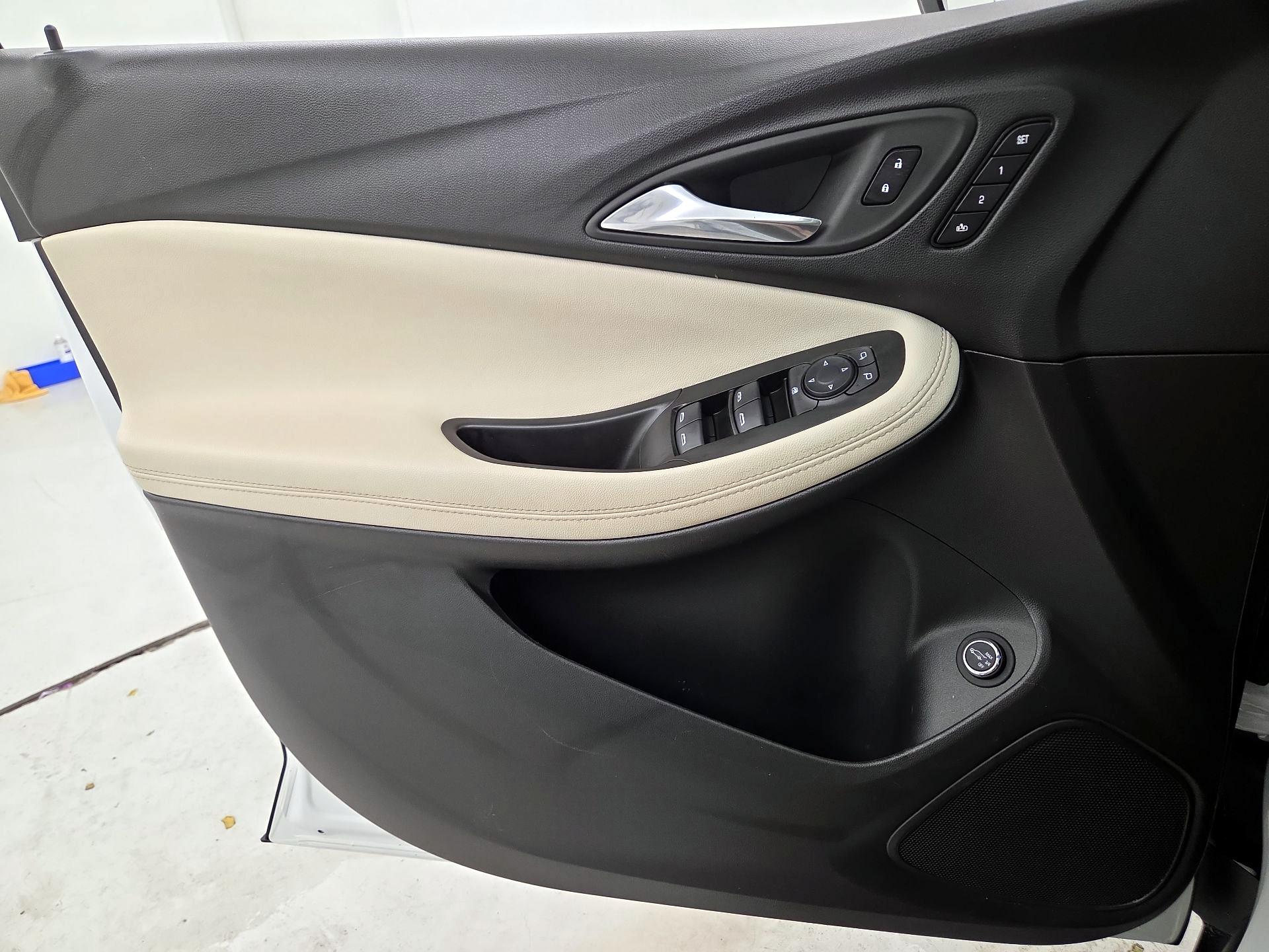 Thumbnail: 2023 Buick Encore GX - 12