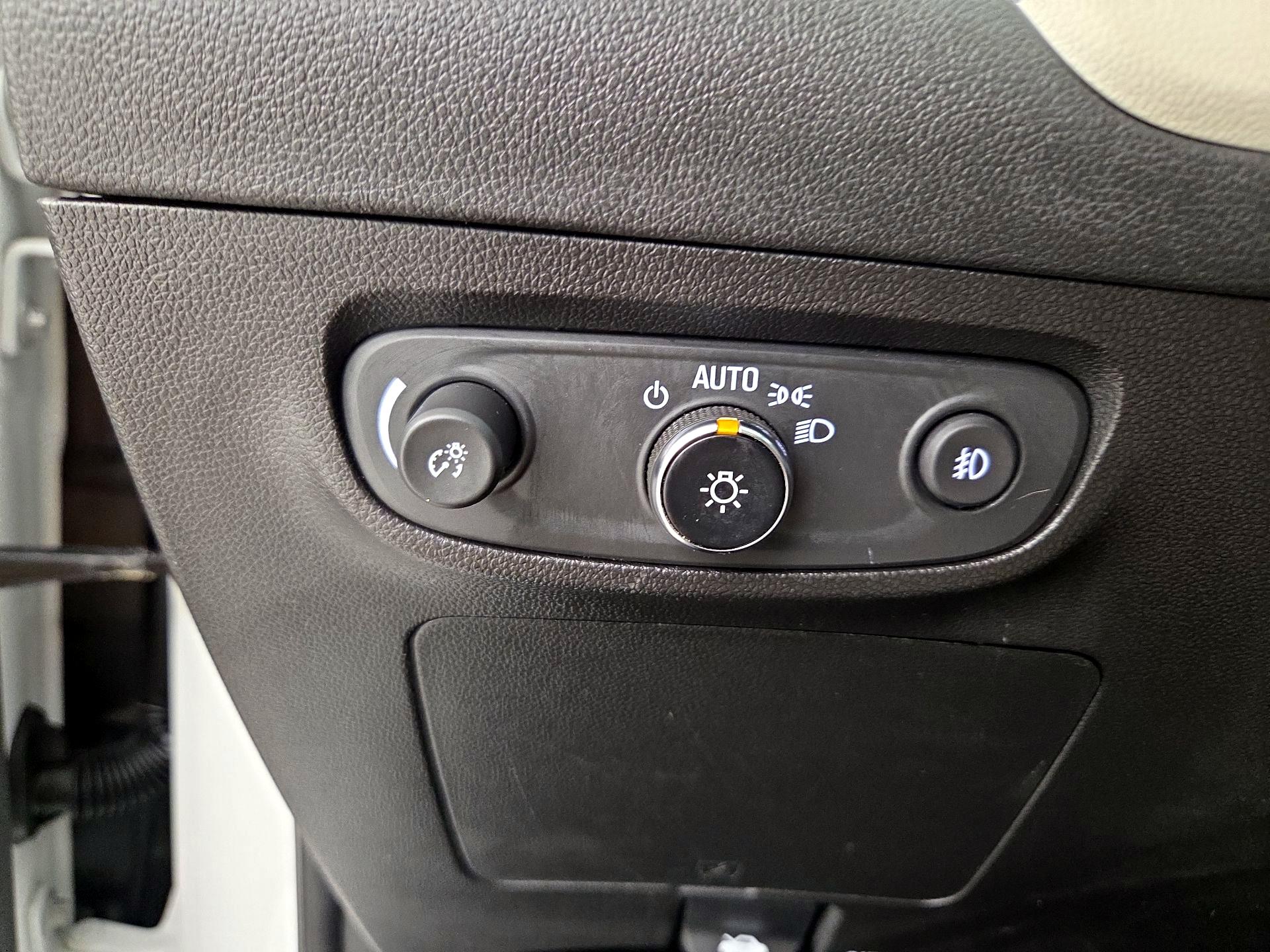 Thumbnail: 2023 Buick Encore GX - 13