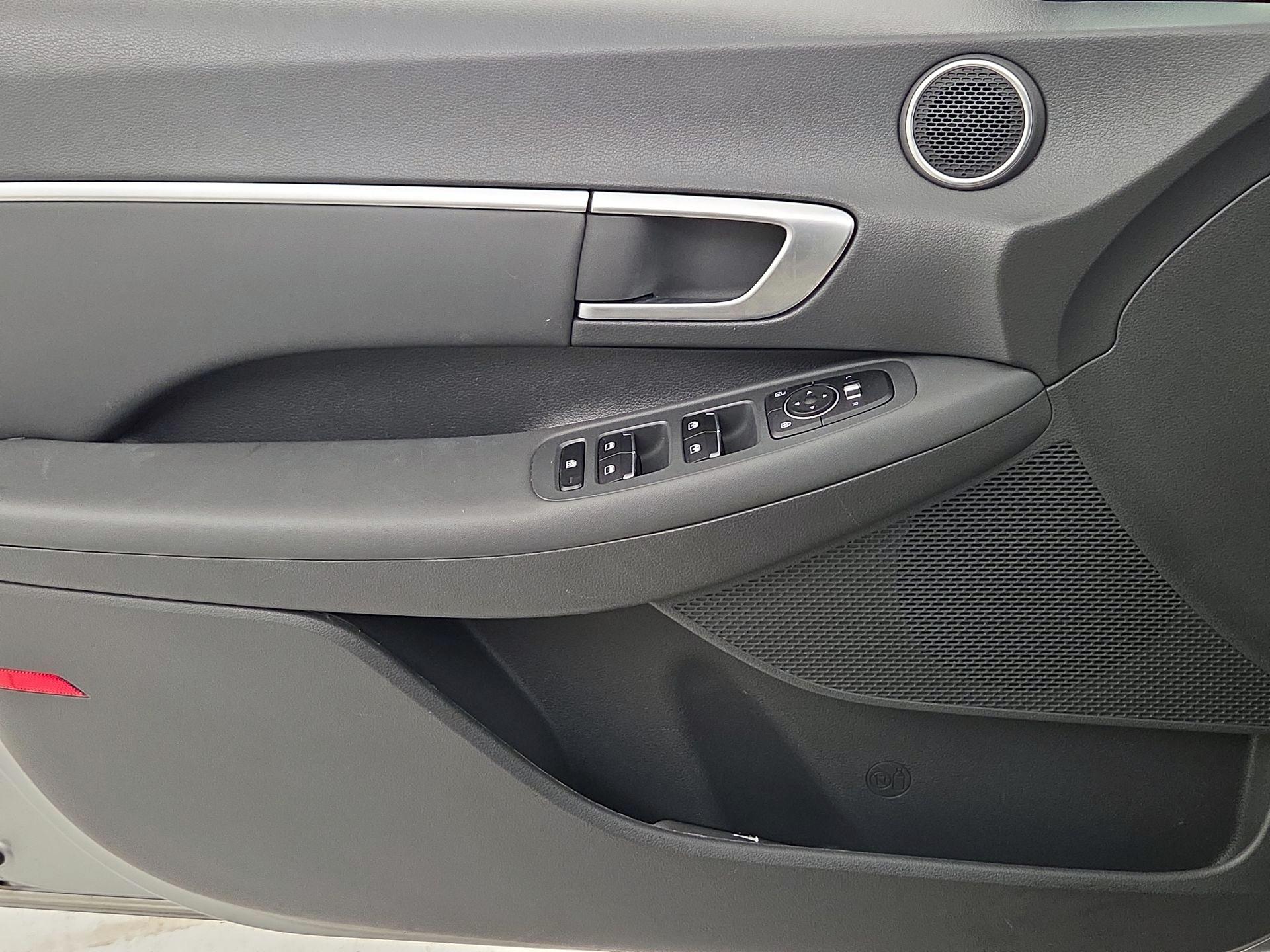 Thumbnail: 2021 Hyundai Sonata - 12