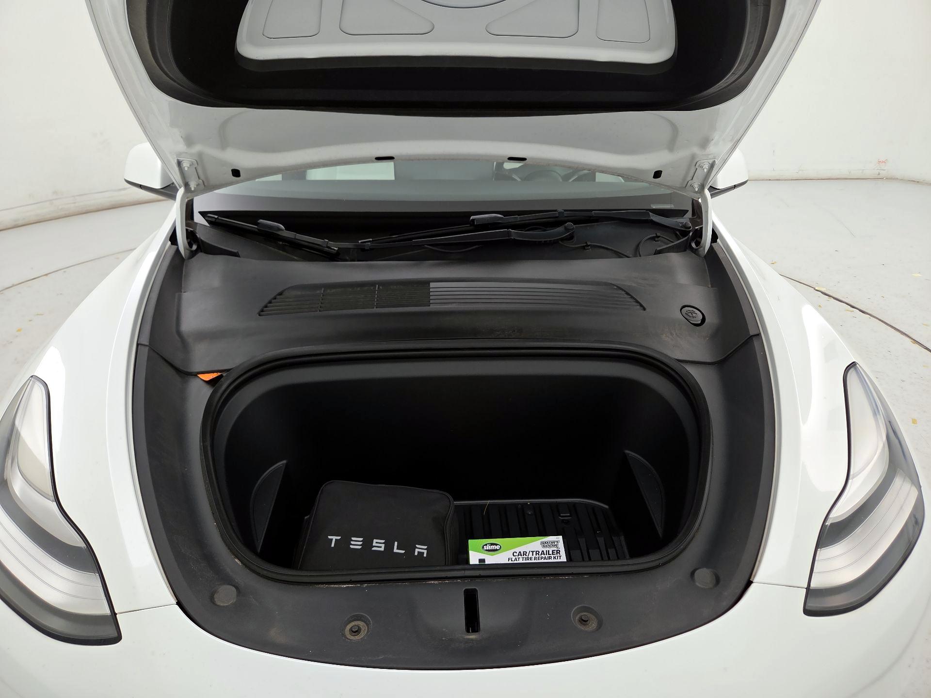 Thumbnail: 2021 Tesla Model Y - 19