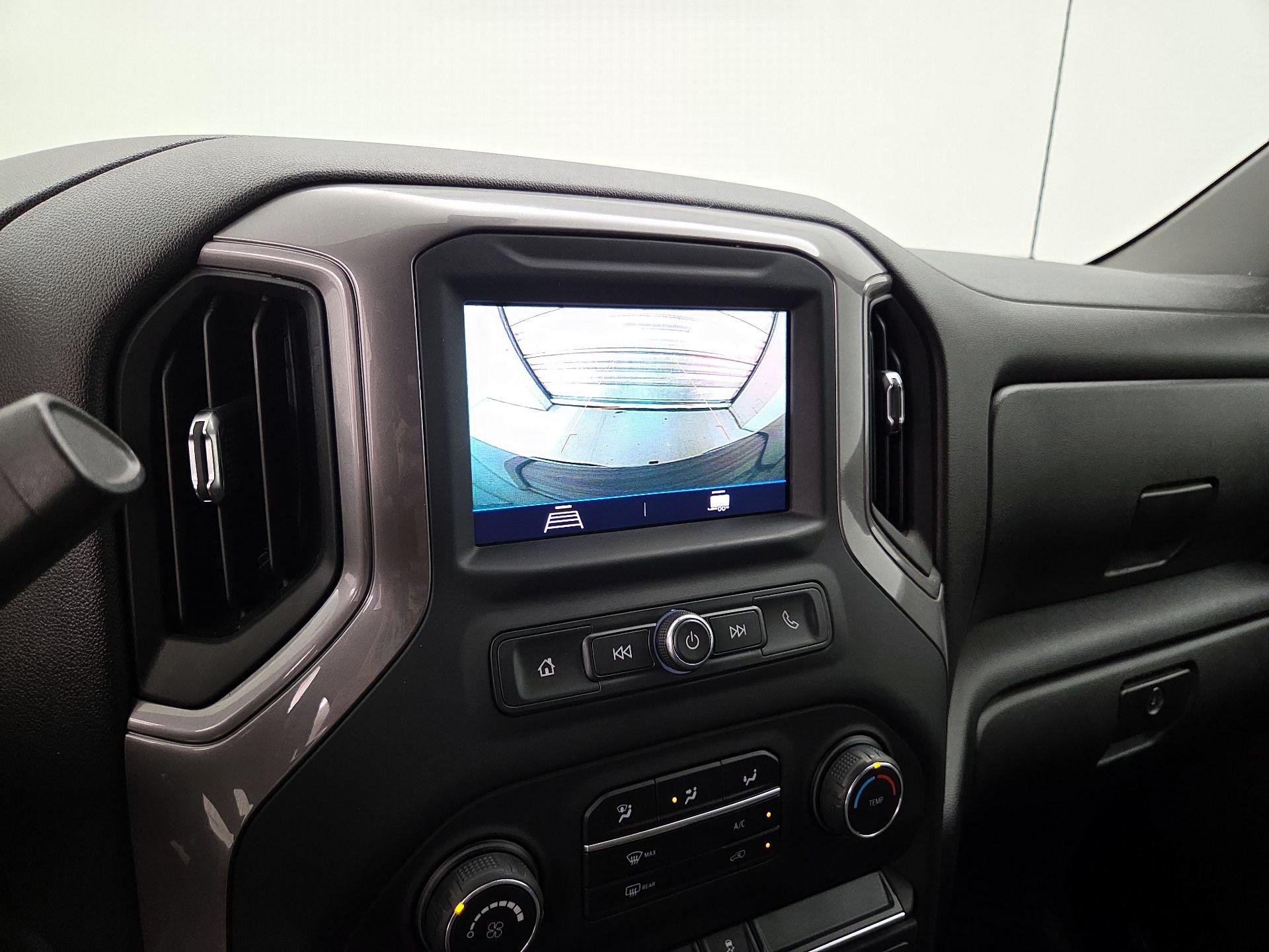 Thumbnail: 2021 Chevrolet Silverado 1500 - 14