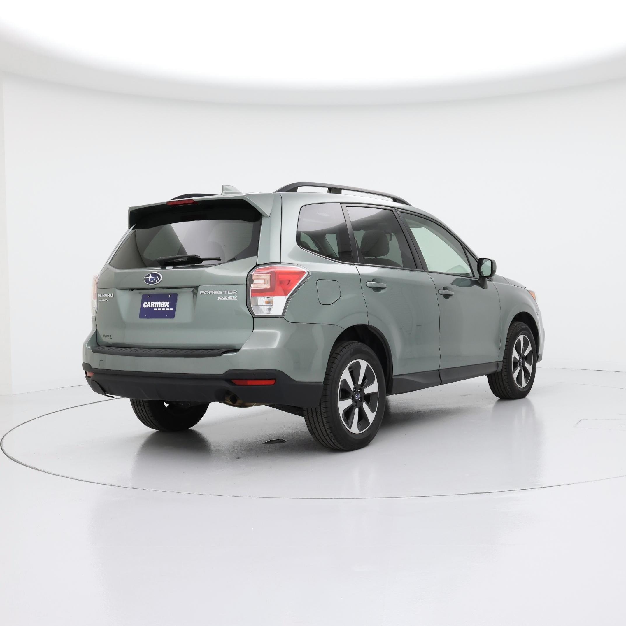 Thumbnail: 2017 Subaru Forester - 8