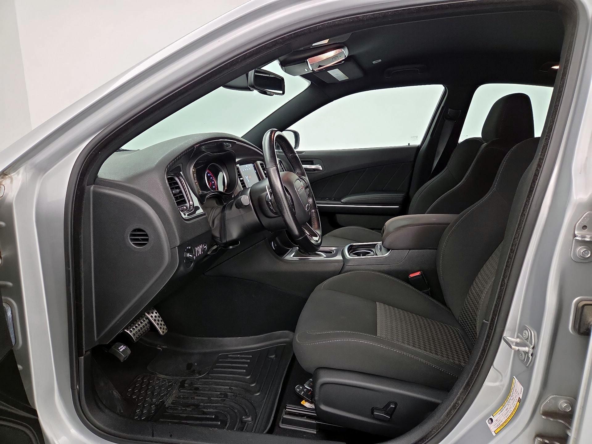 Thumbnail: 2019 Dodge Charger - 11