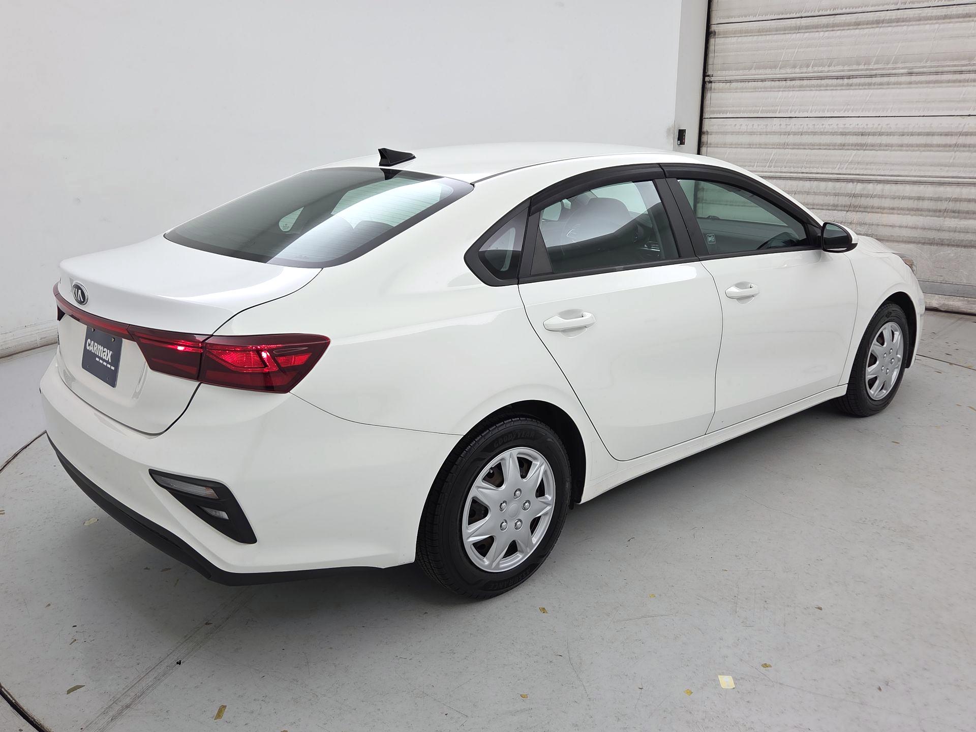 Thumbnail: 2020 Kia Forte - 5