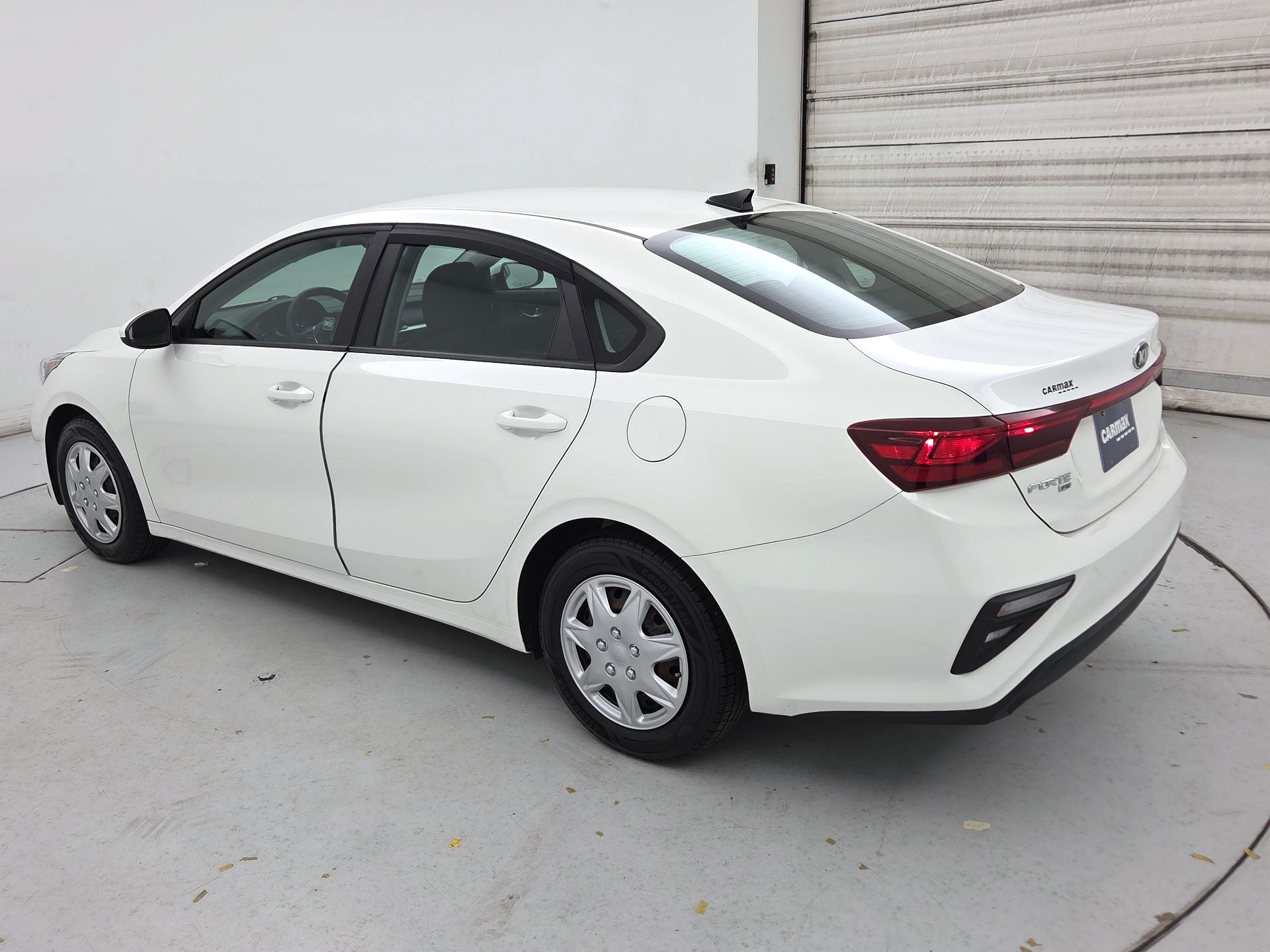 Thumbnail: 2020 Kia Forte - 7