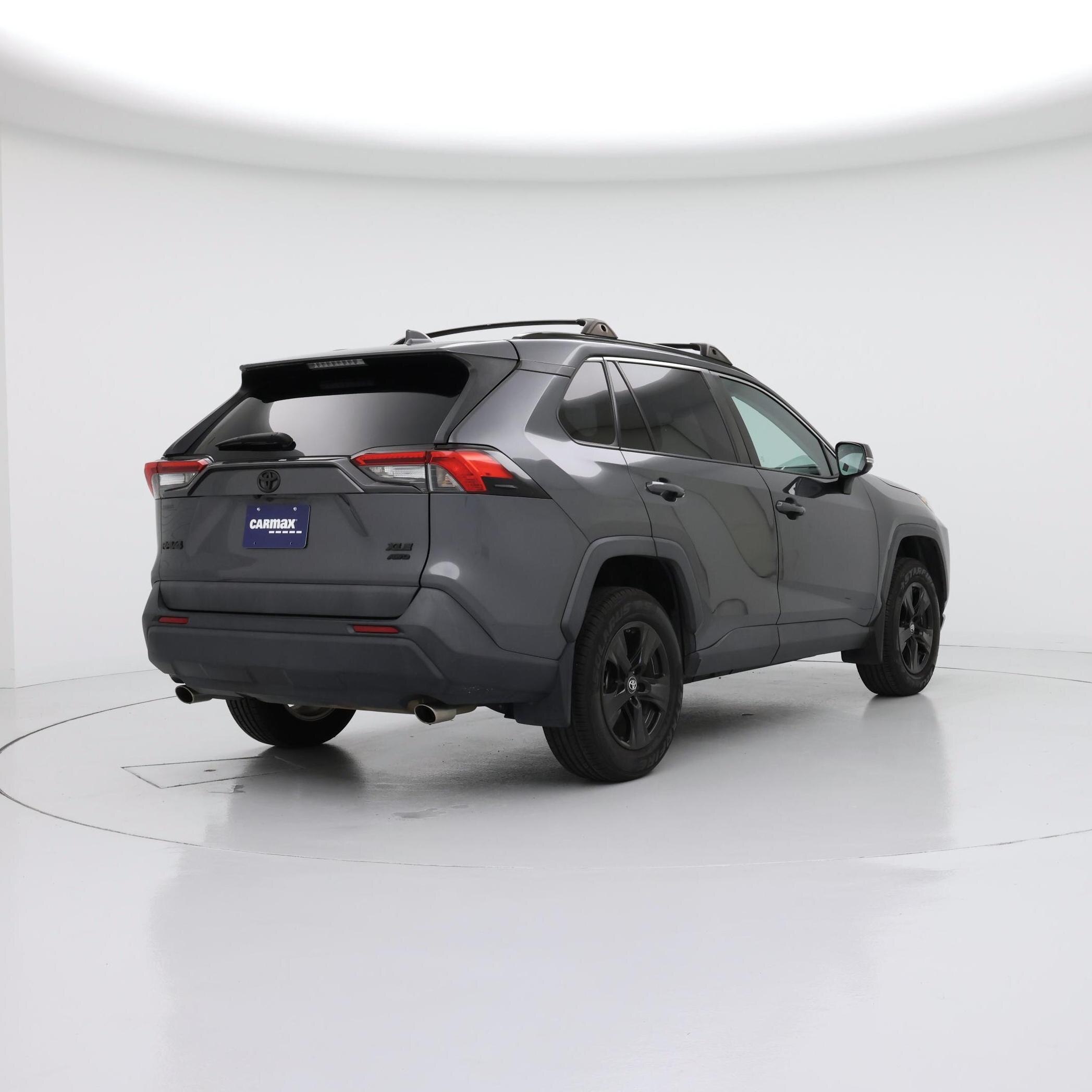 Thumbnail: 2019 Toyota RAV4 - 8