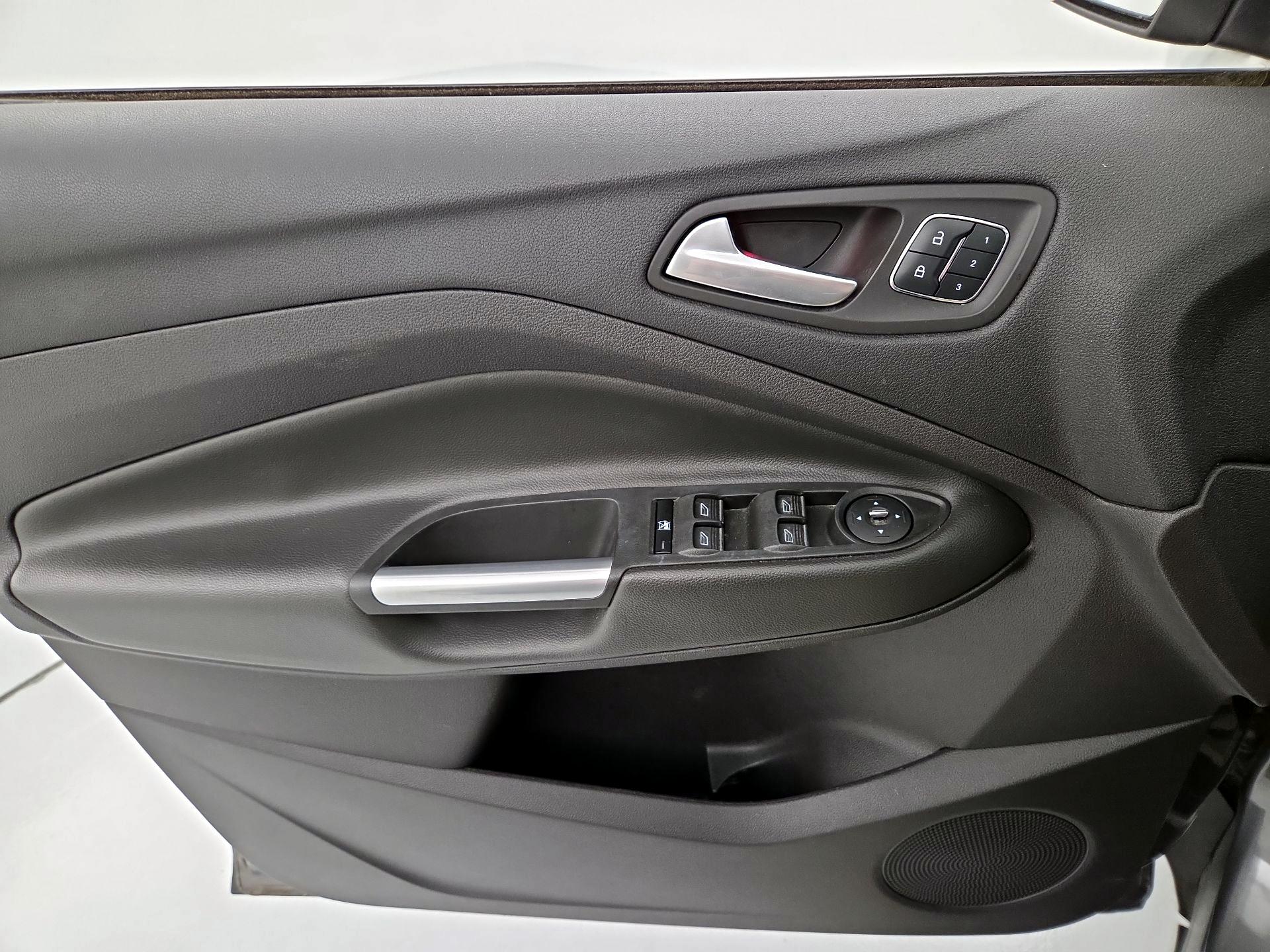 Thumbnail: 2014 Ford Escape - 12