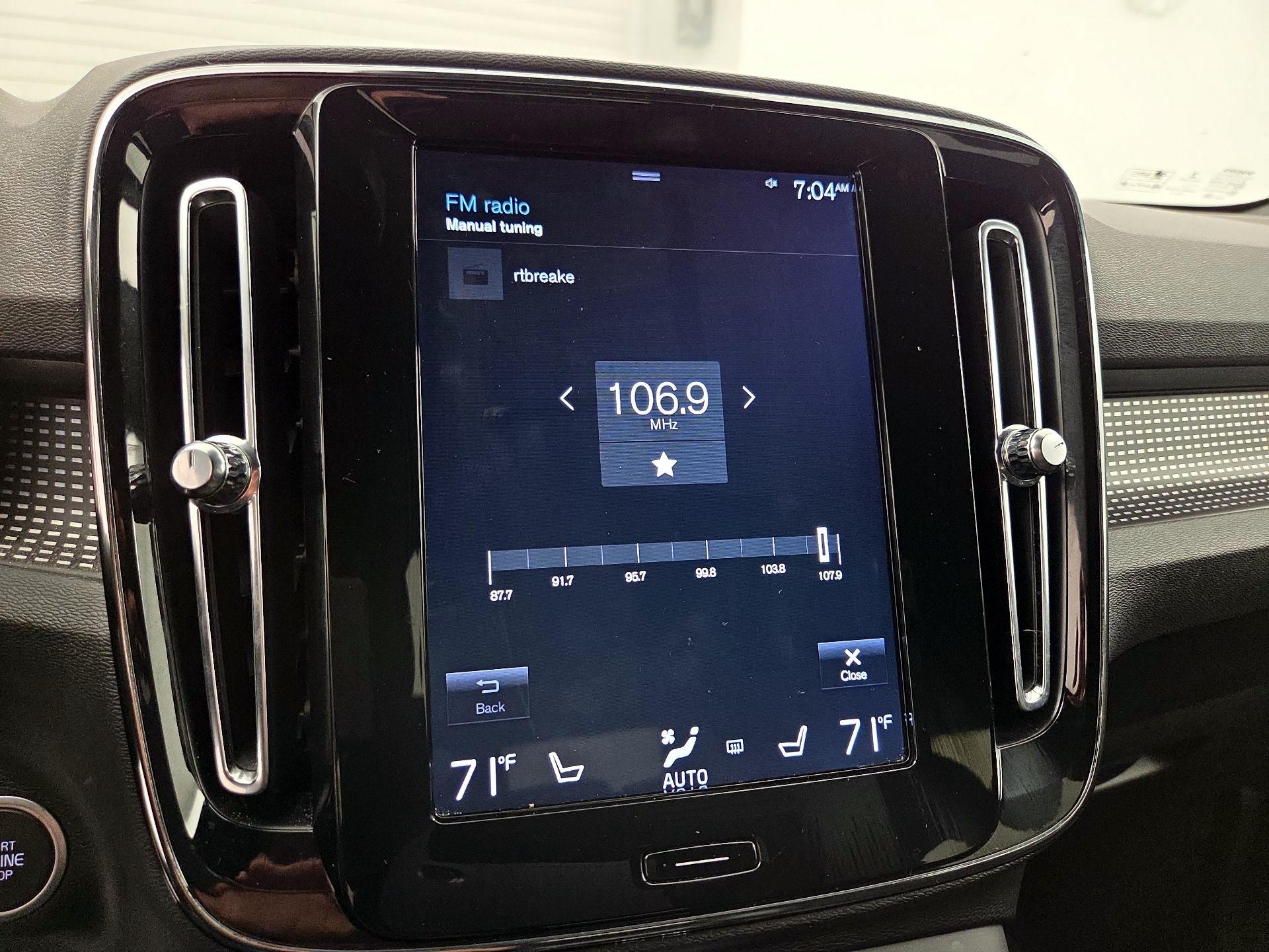 Thumbnail: 2019 Volvo XC40 - 15