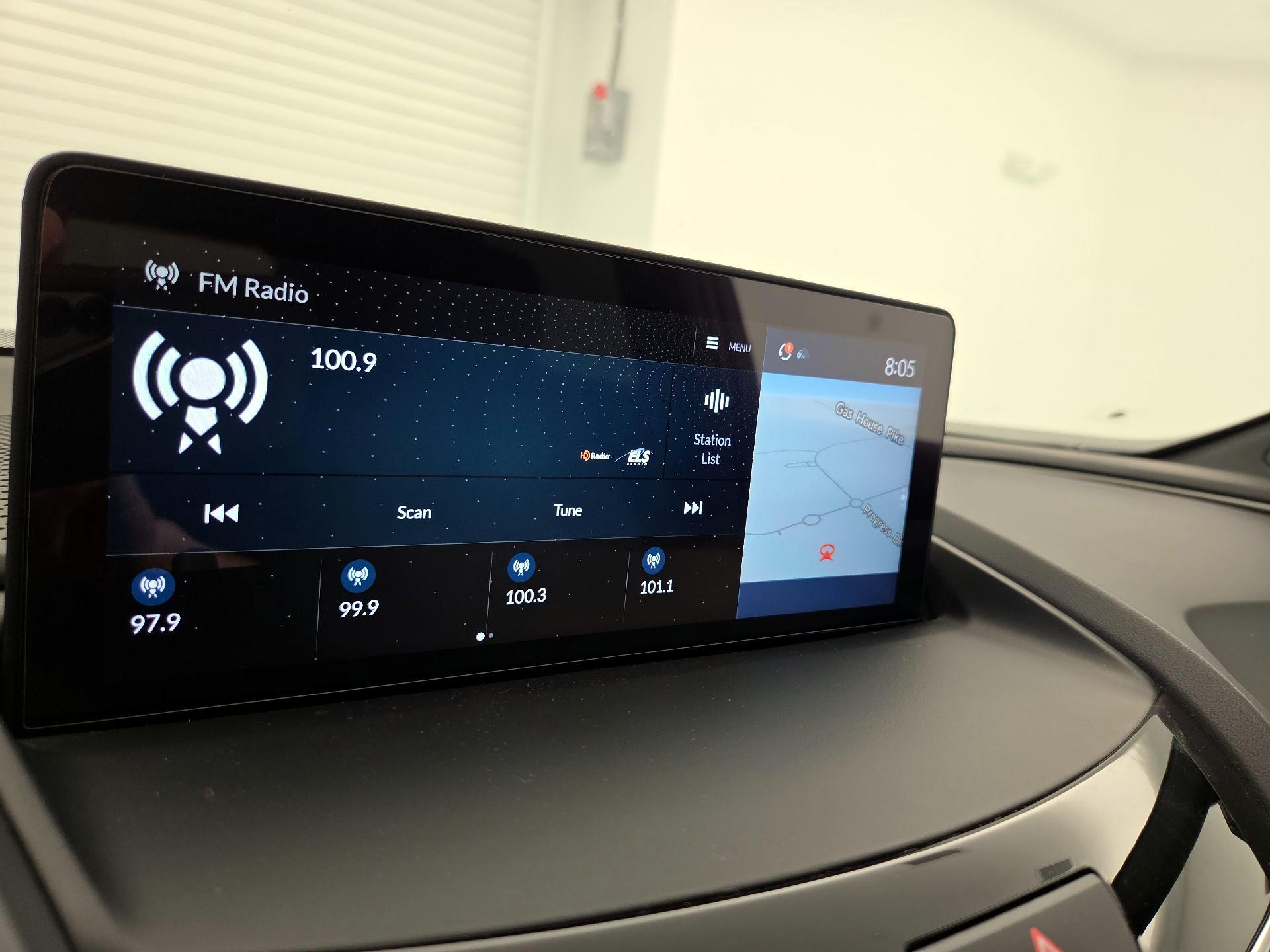 Thumbnail: 2023 Acura RDX - 16