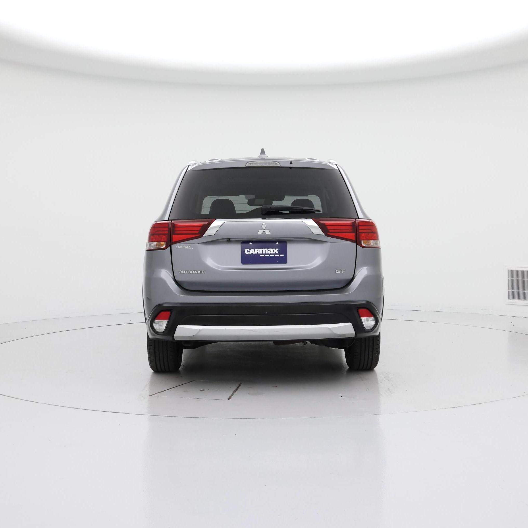Thumbnail: 2019 Mitsubishi Outlander - 6