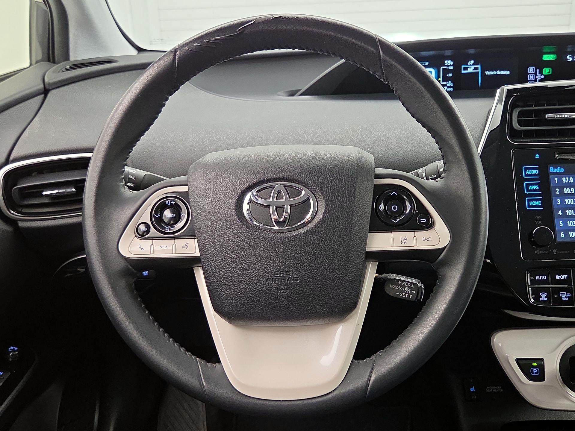 Thumbnail: 2017 Toyota Prius - 10