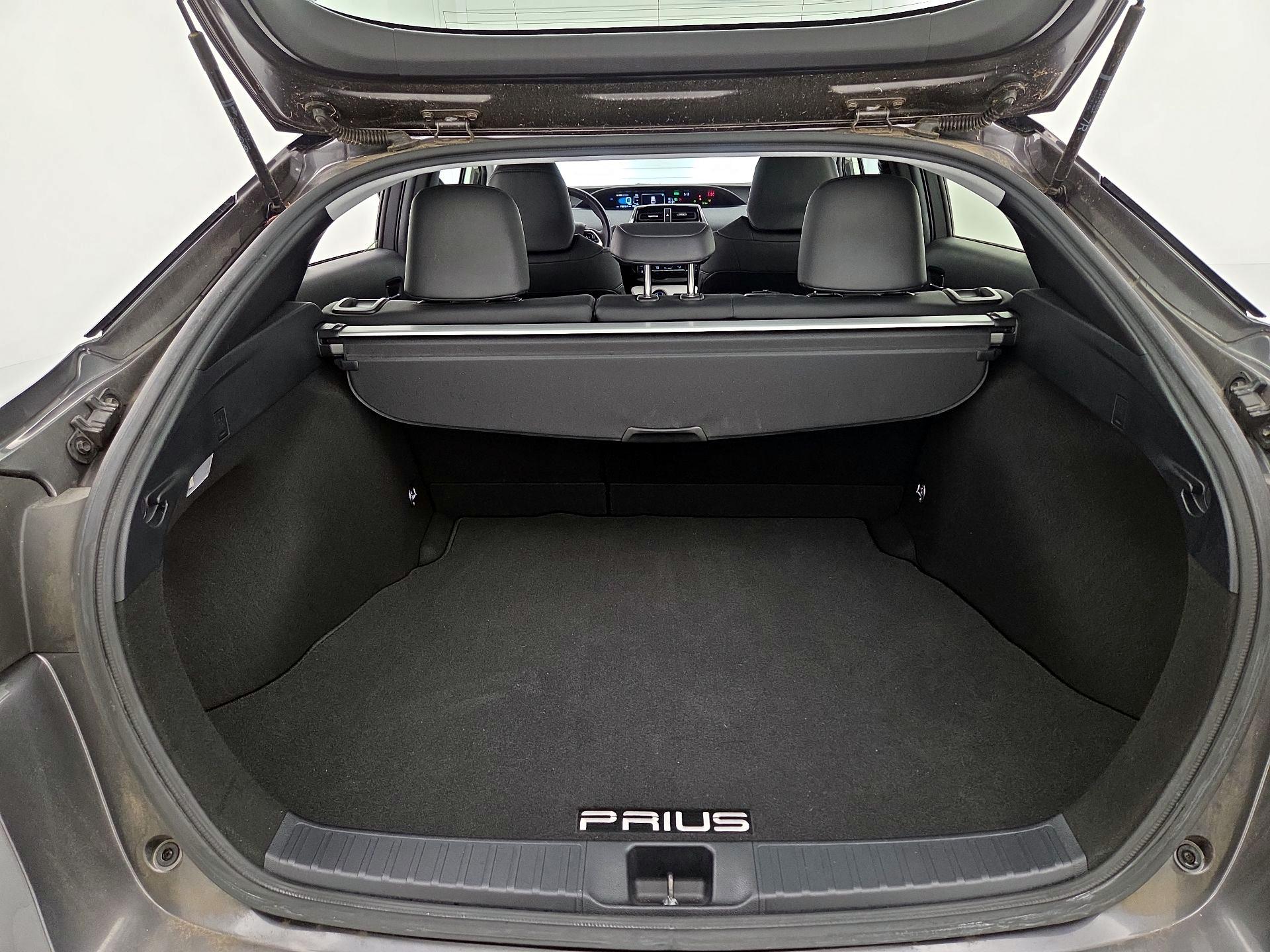 Thumbnail: 2017 Toyota Prius - 20