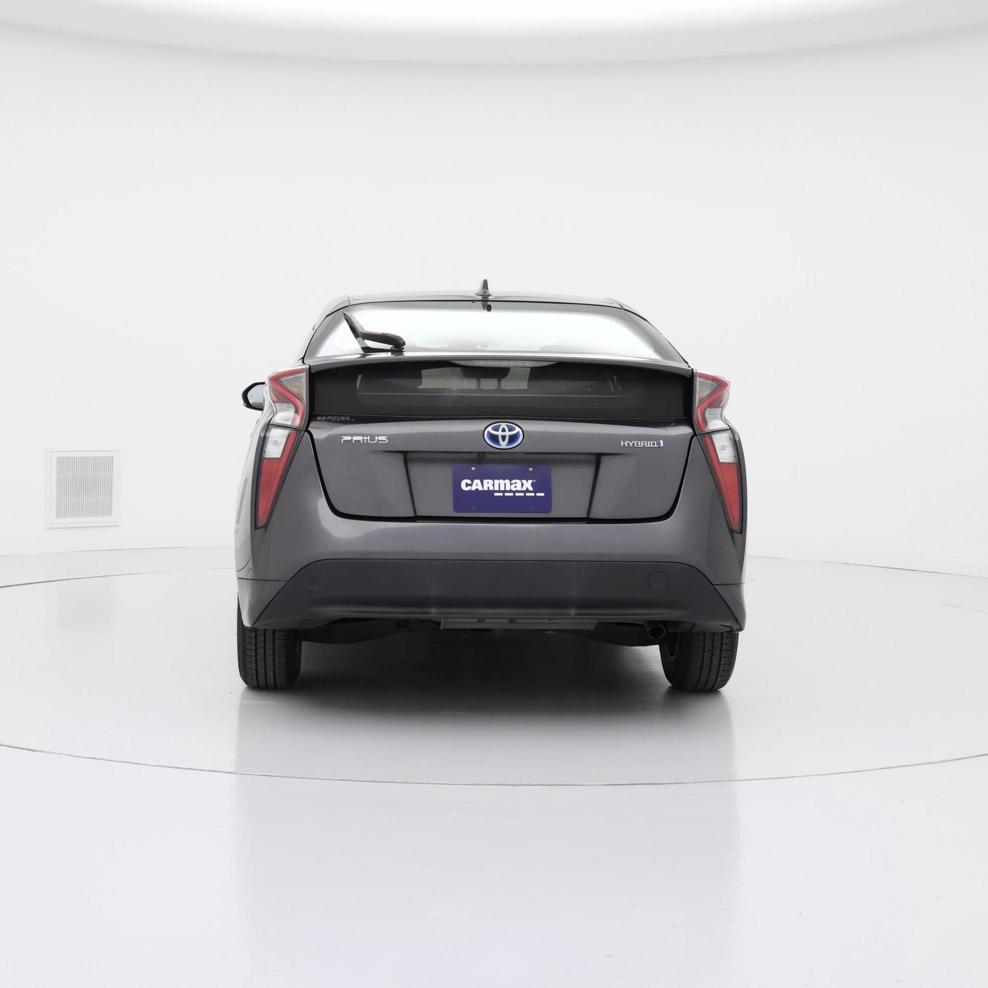 Thumbnail: 2017 Toyota Prius - 6