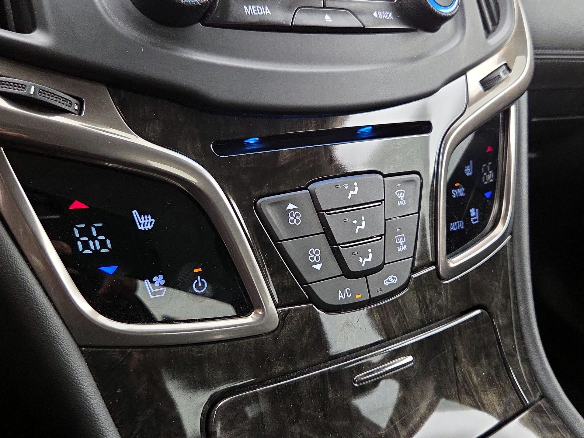 Thumbnail: 2016 Buick LaCrosse - 17