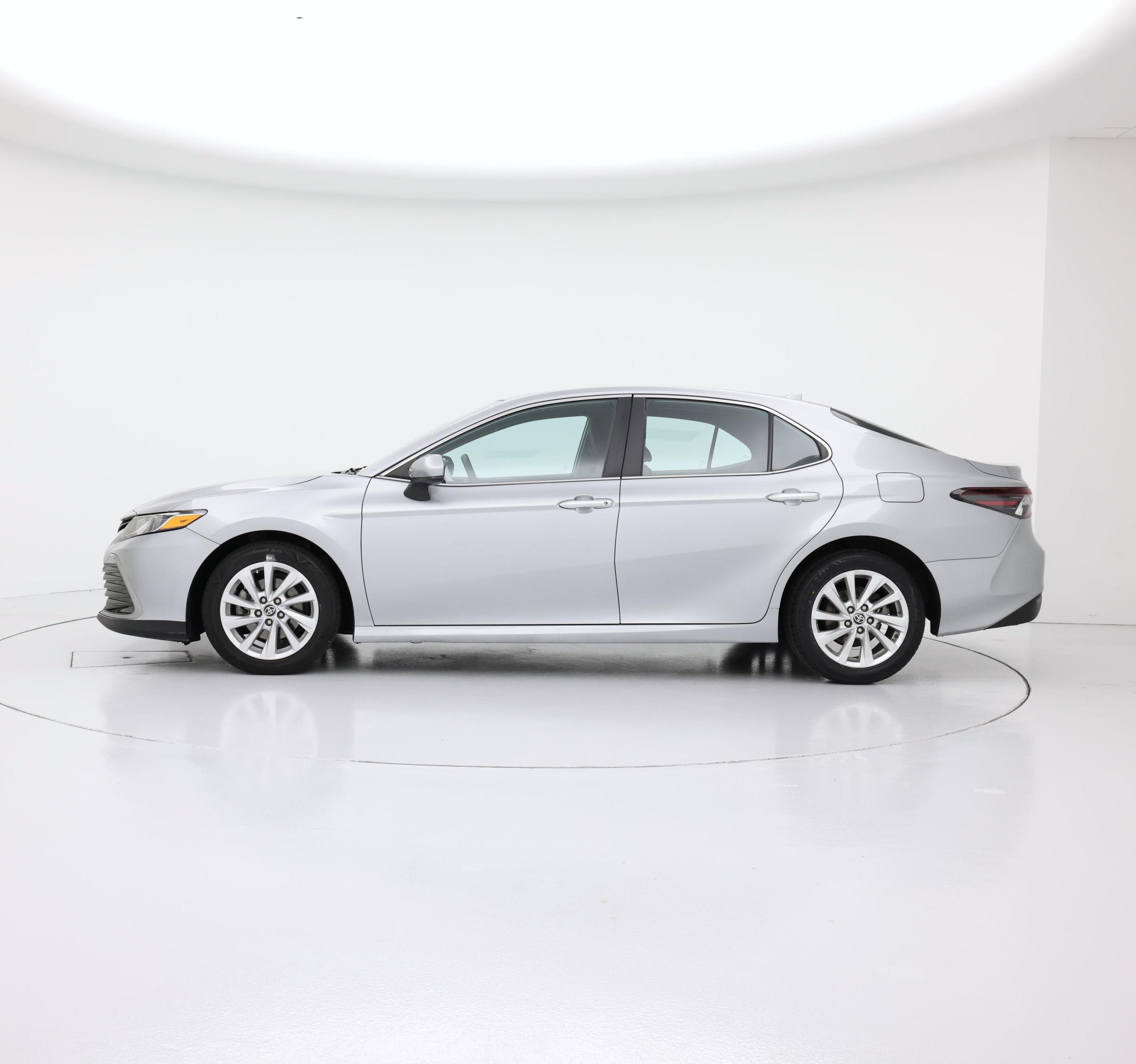 Thumbnail: 2023 Toyota Camry - 3