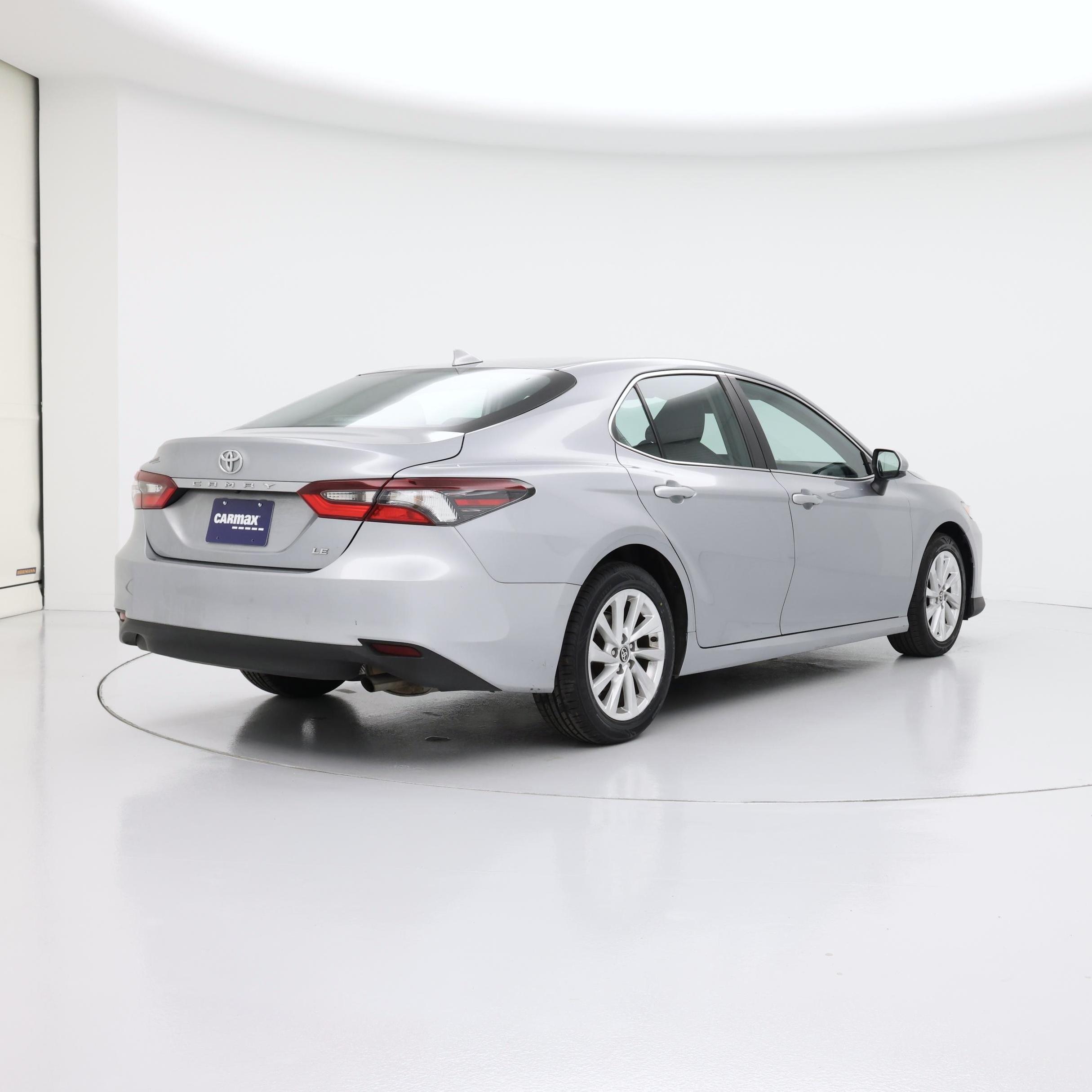 Thumbnail: 2023 Toyota Camry - 8