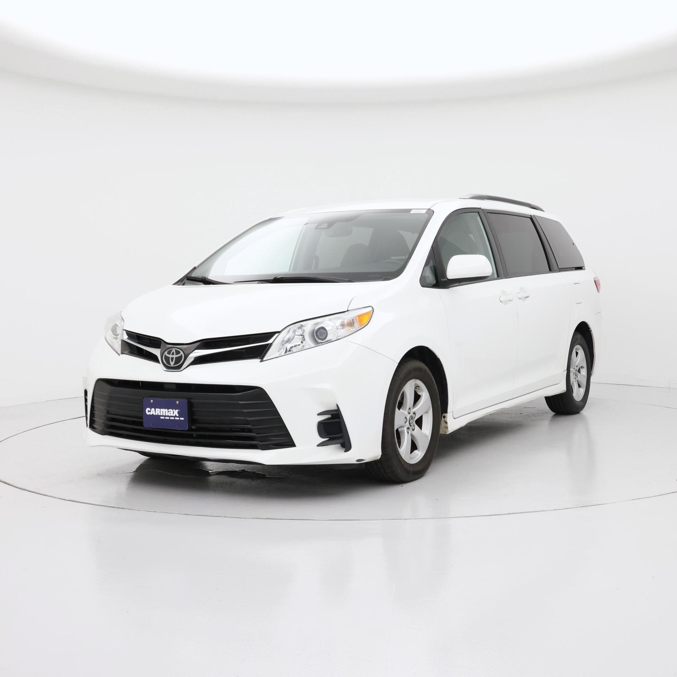 Thumbnail: 2020 Toyota Sienna - 4