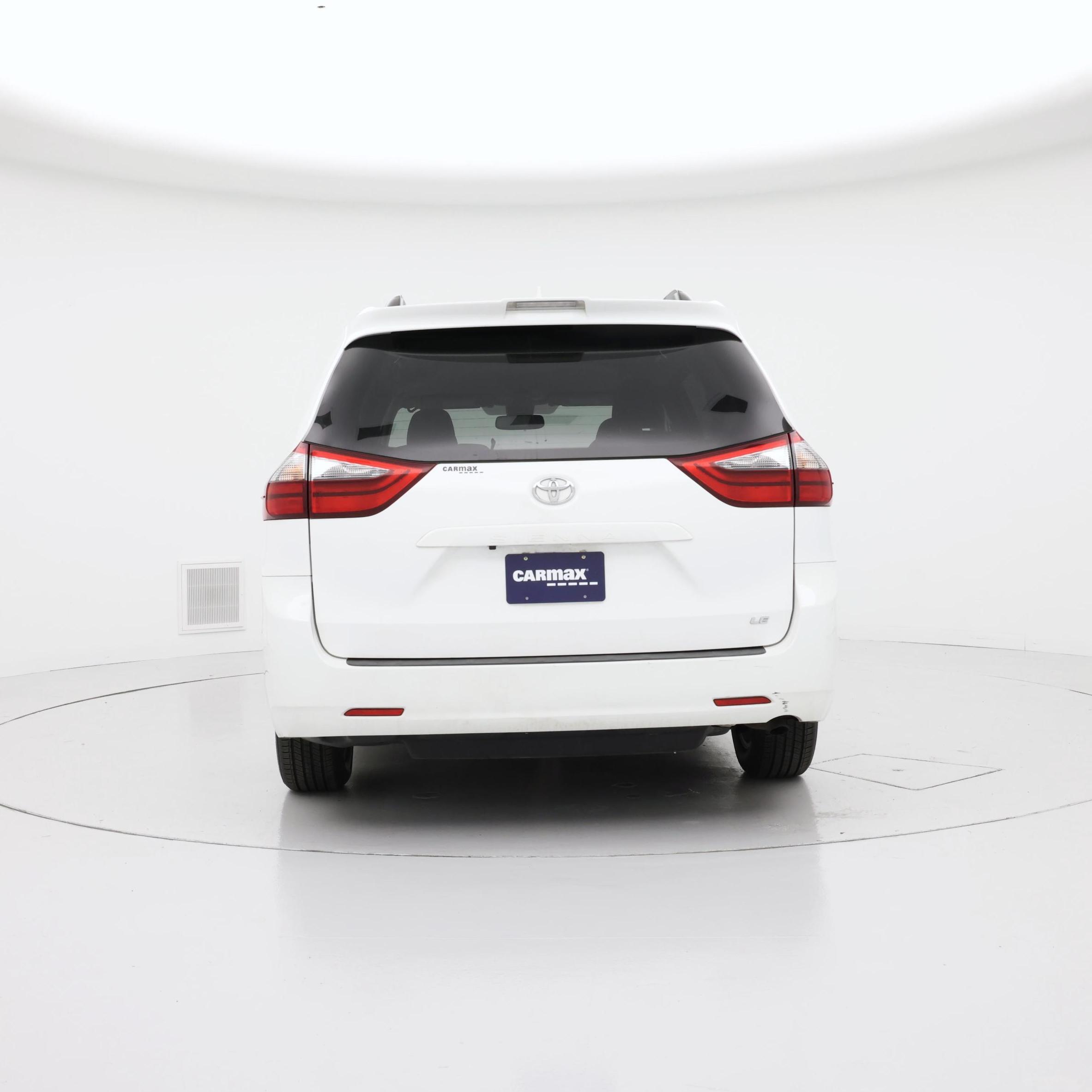 Thumbnail: 2020 Toyota Sienna - 6