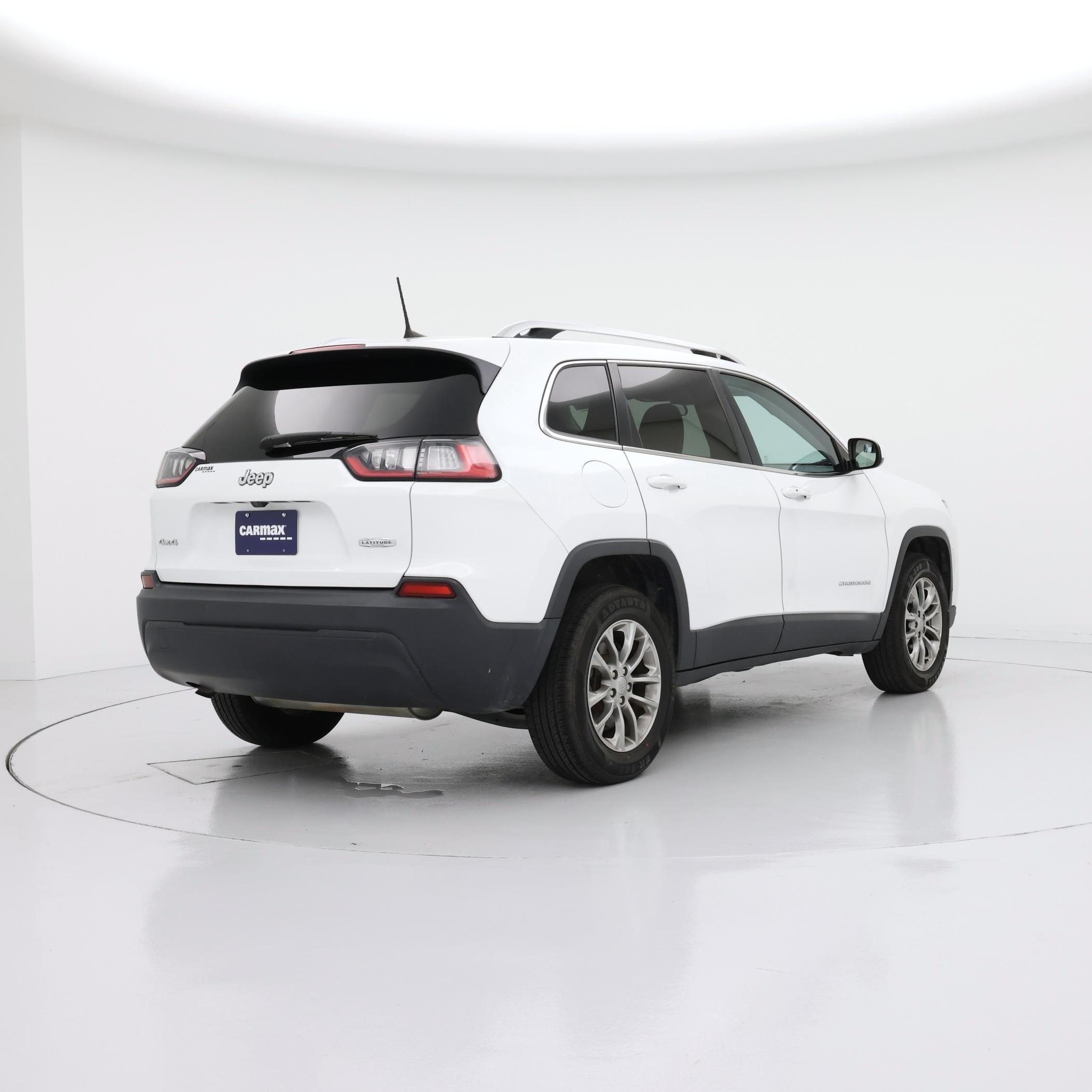 Thumbnail: 2019 Jeep Cherokee - 8