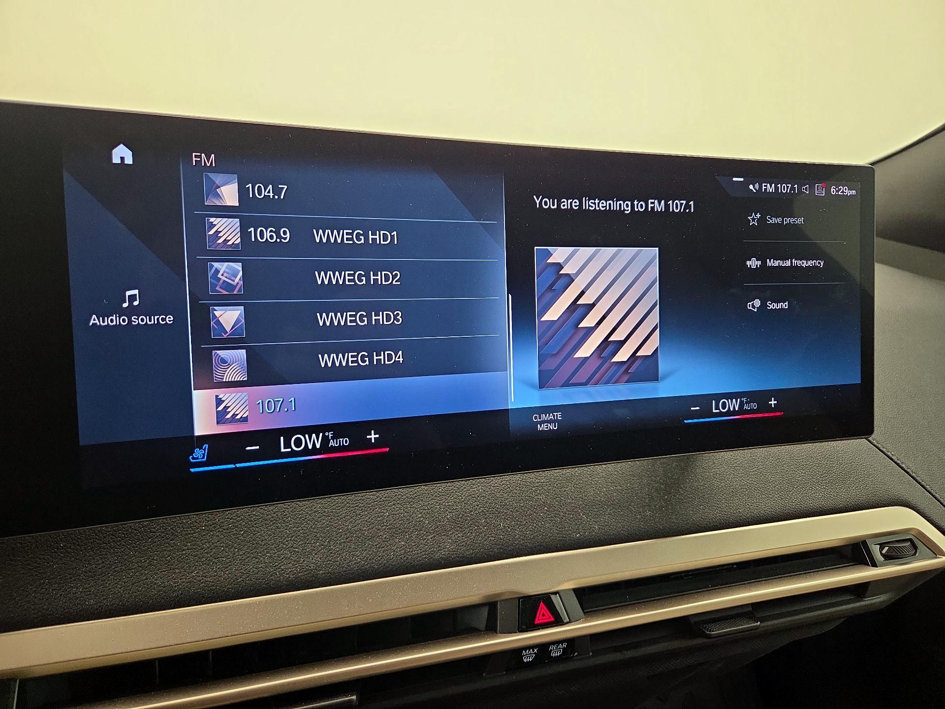 Thumbnail: 2023 BMW iX - 14