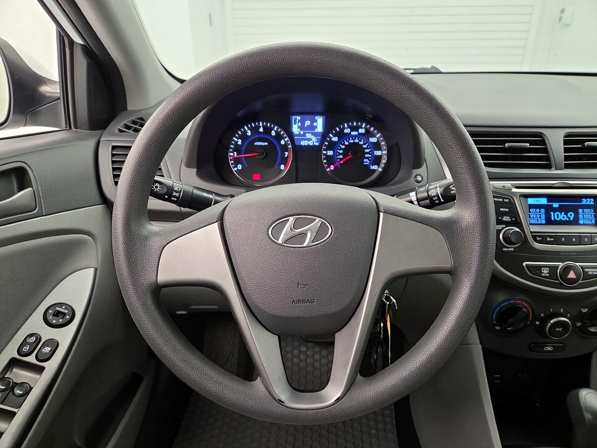Thumbnail: 2017 Hyundai Accent - 10