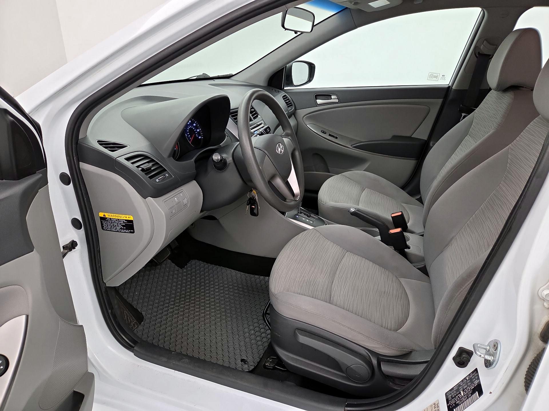 Thumbnail: 2017 Hyundai Accent - 11
