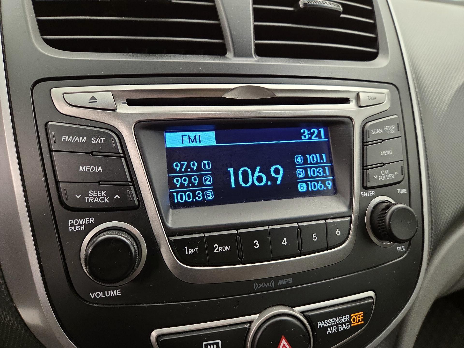 Thumbnail: 2017 Hyundai Accent - 14