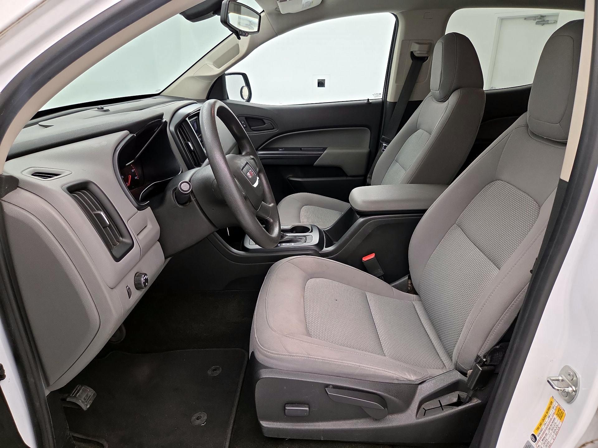 Thumbnail: 2015 GMC Canyon - 11