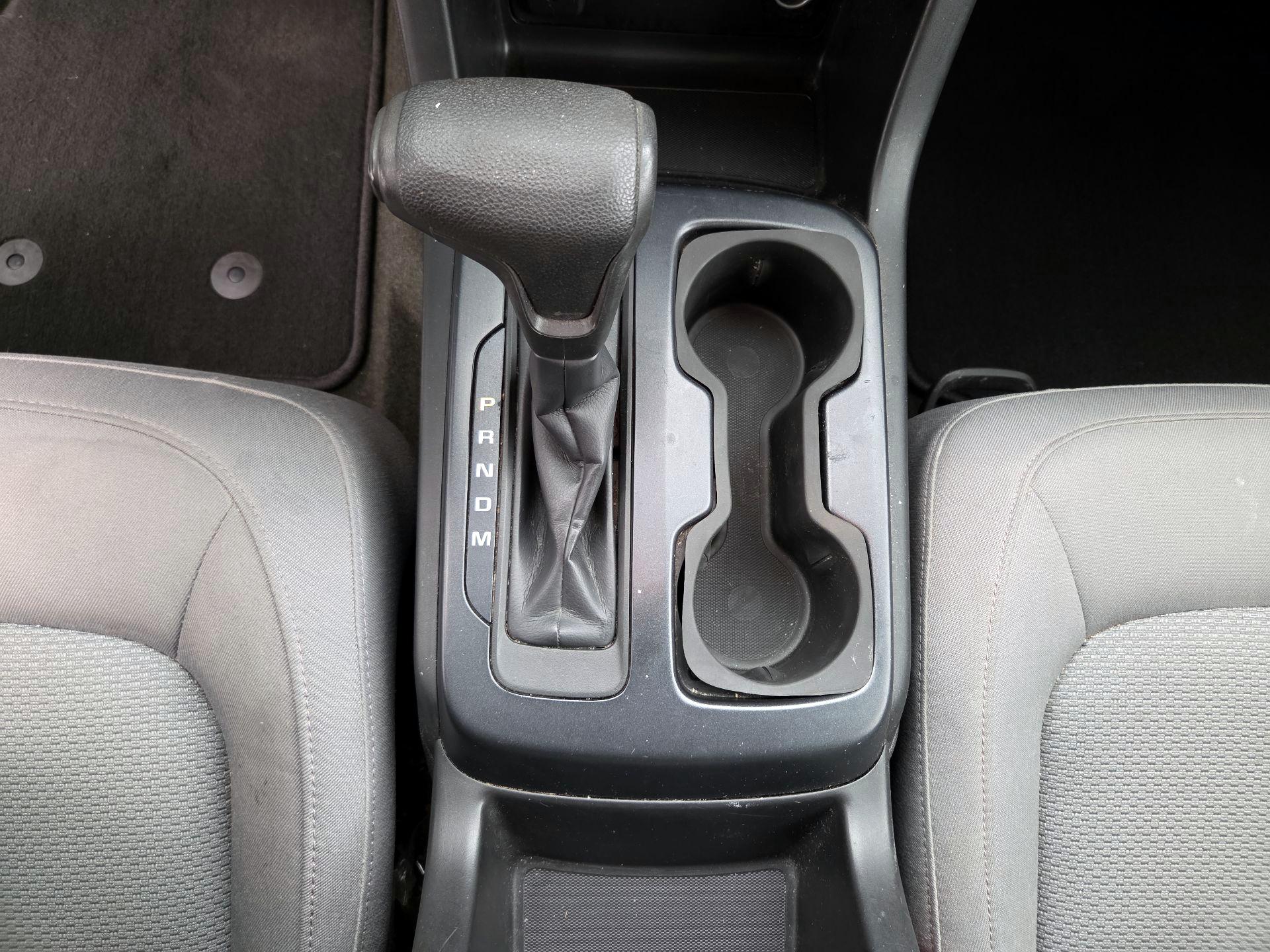 Thumbnail: 2015 GMC Canyon - 17