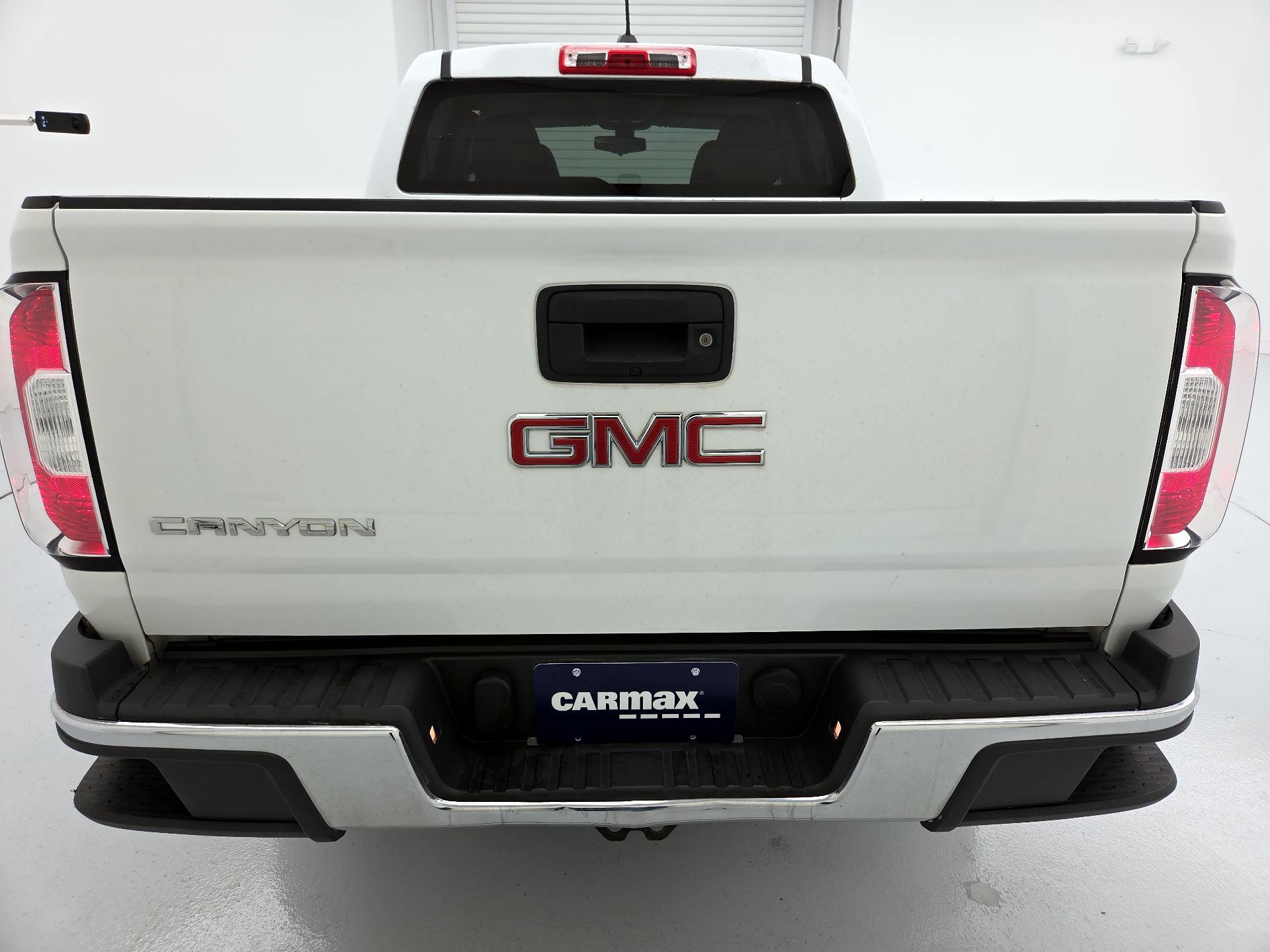 Thumbnail: 2015 GMC Canyon - 20