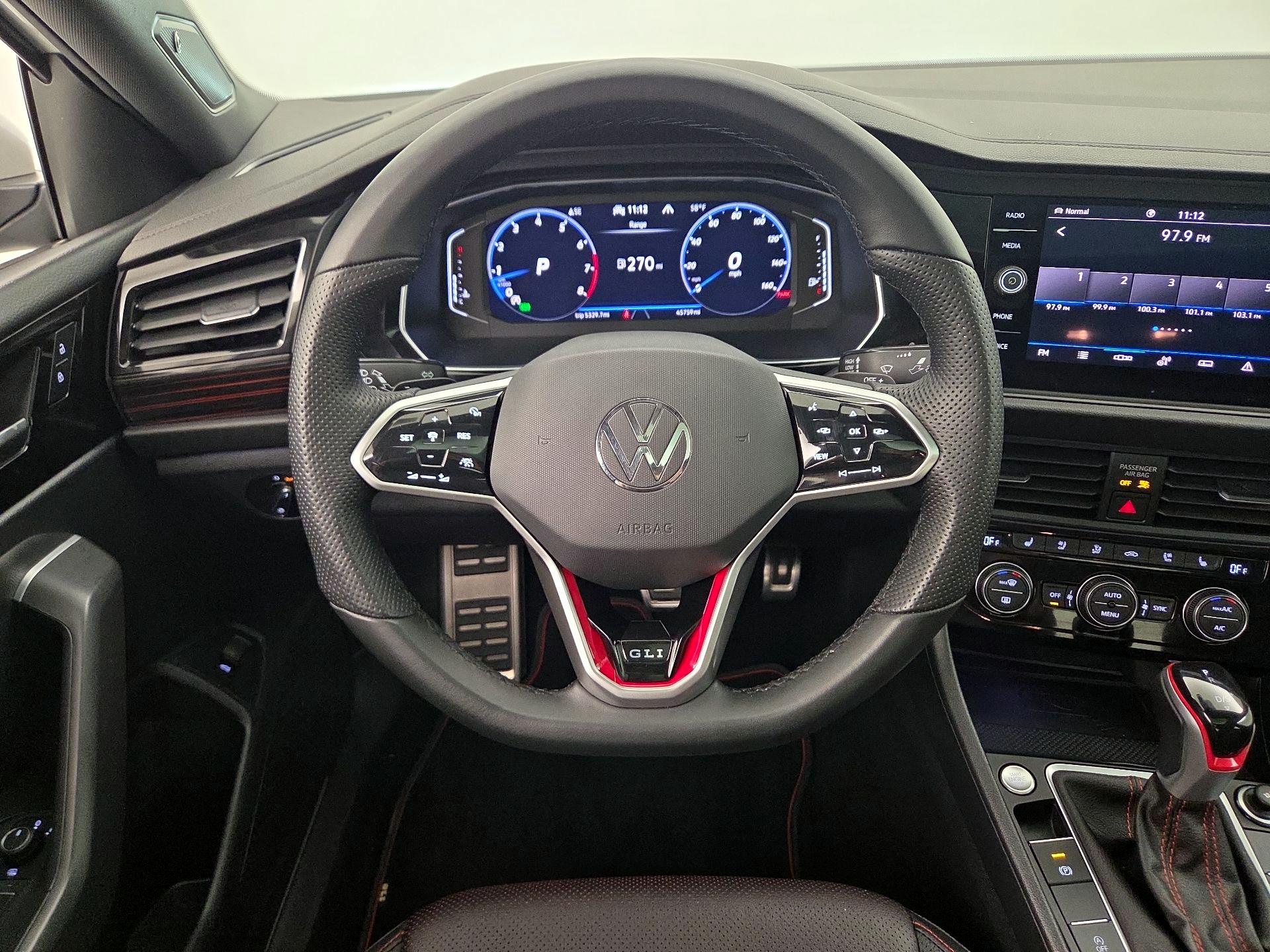 Thumbnail: 2023 Volkswagen Jetta - 10