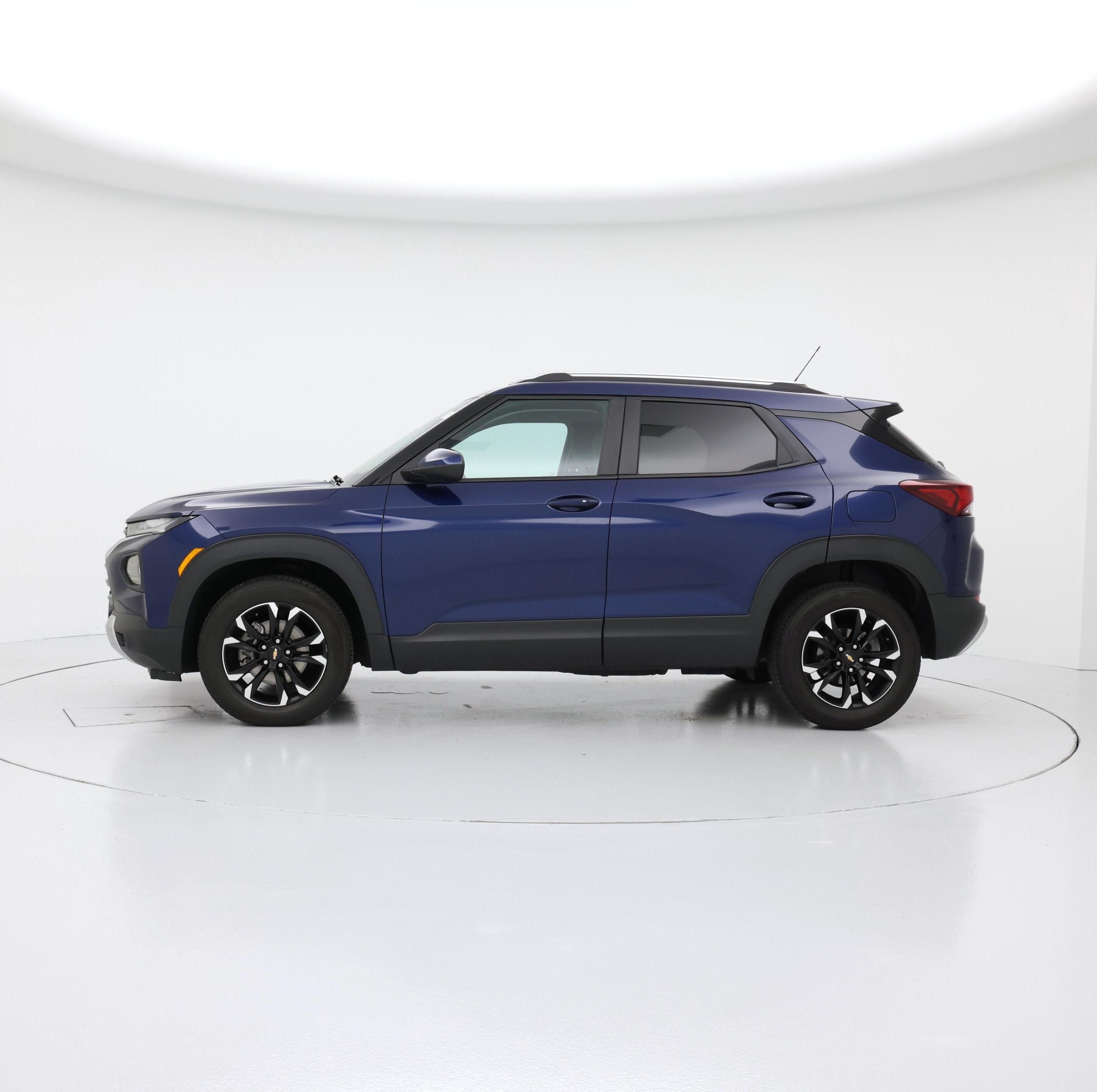 Thumbnail: 2022 Chevrolet TrailBlazer - 3