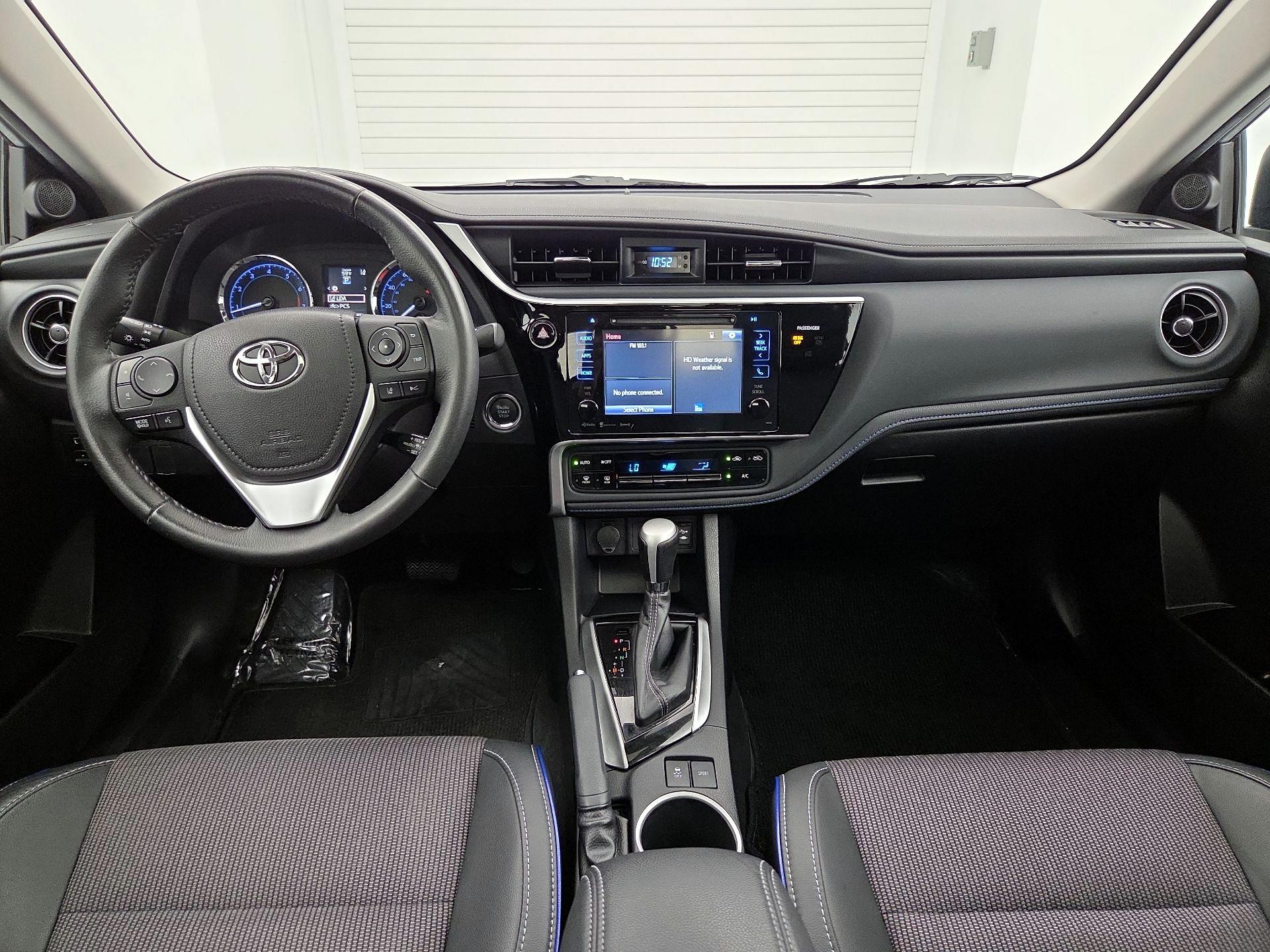 Thumbnail: 2017 Toyota Corolla - 9