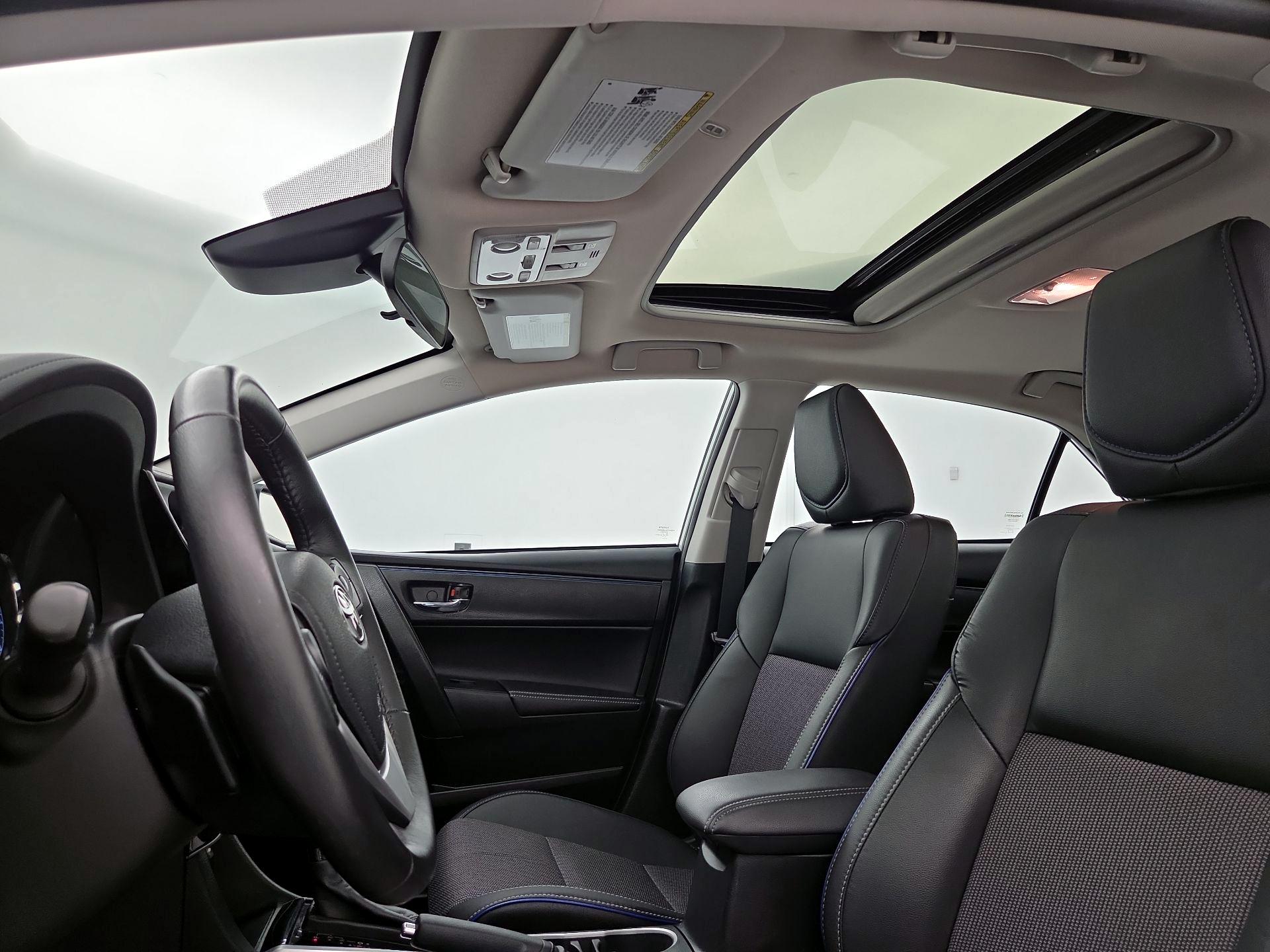Thumbnail: 2017 Toyota Corolla - 19