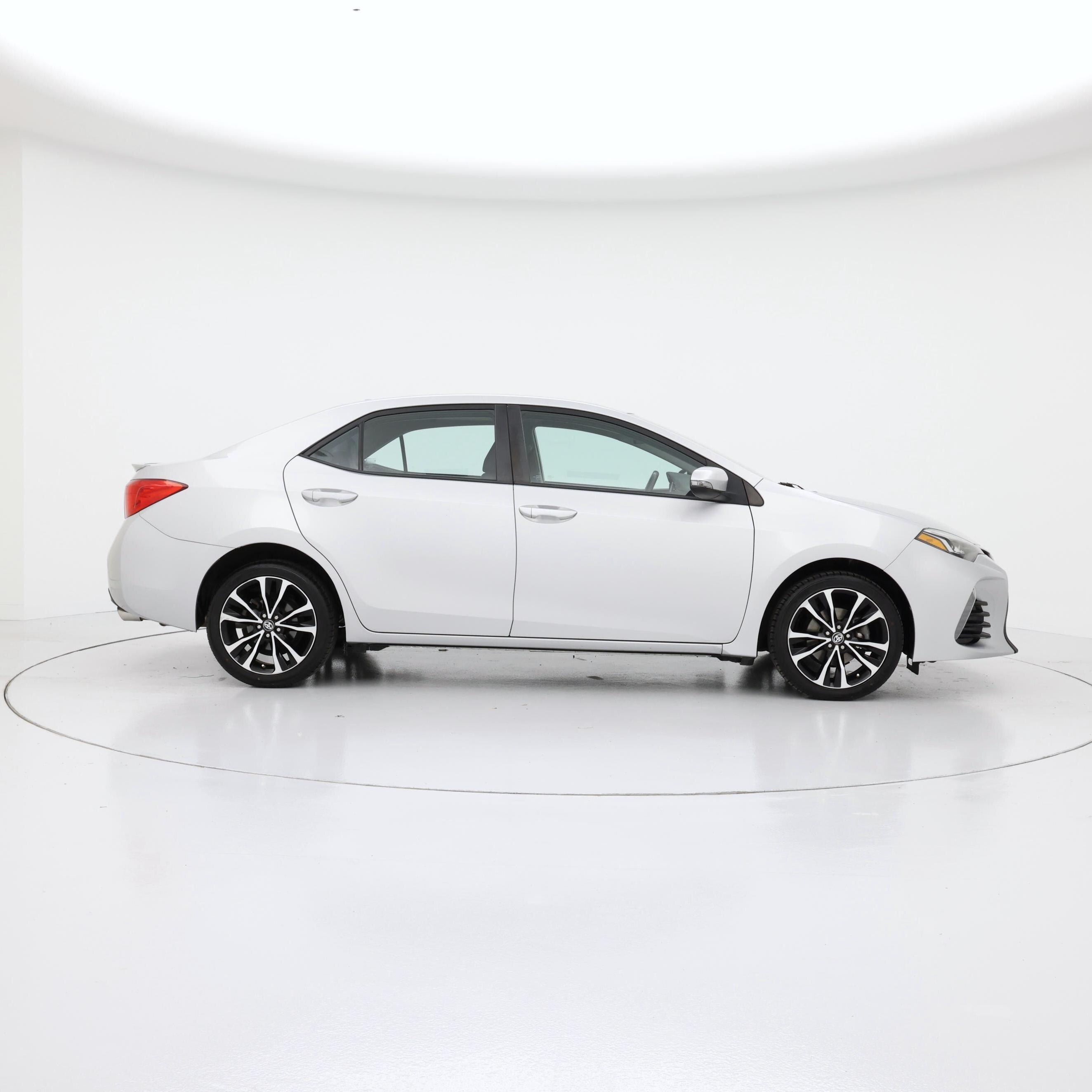 Thumbnail: 2017 Toyota Corolla - 7