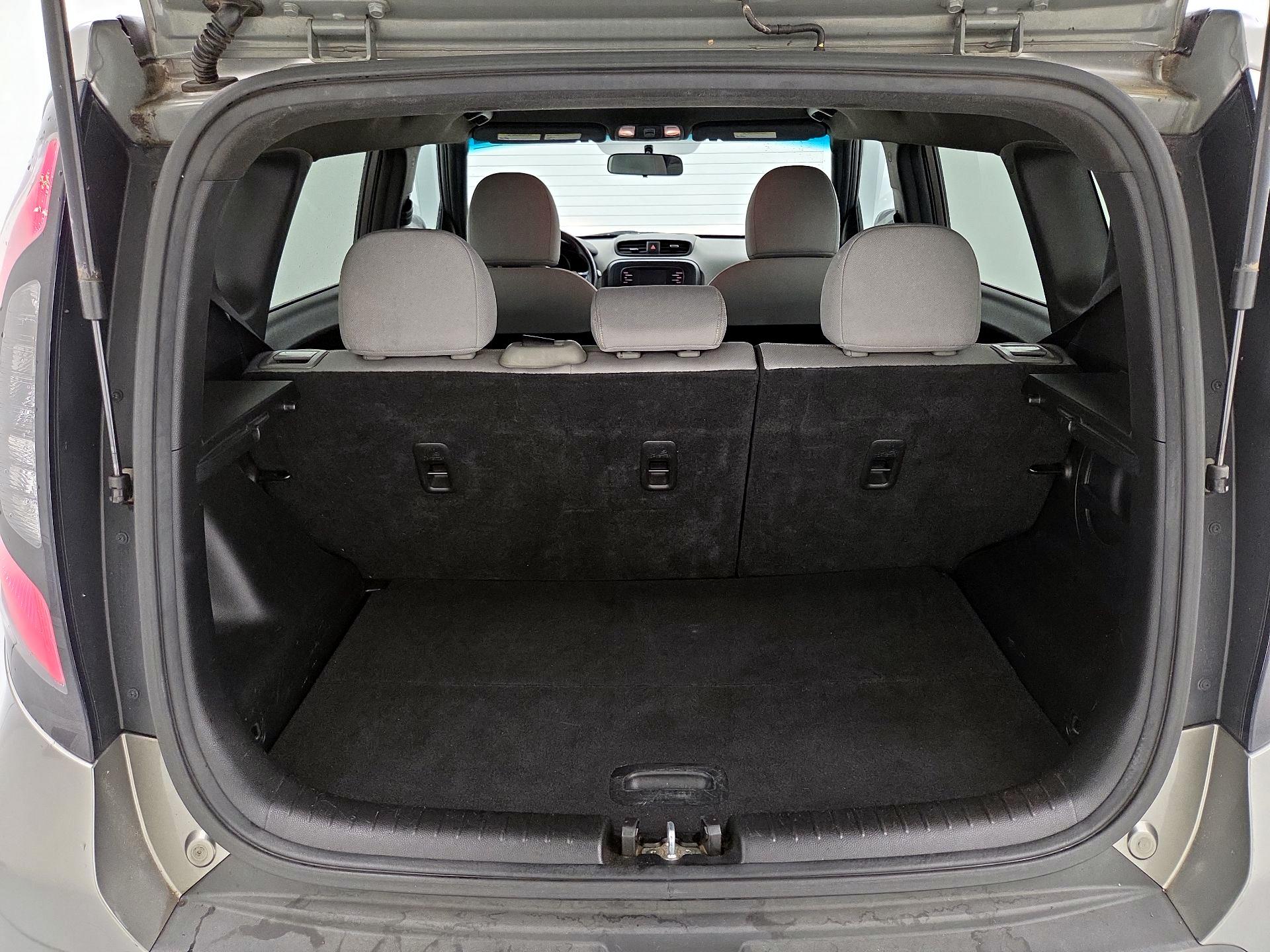 Thumbnail: 2014 Kia Soul - 20