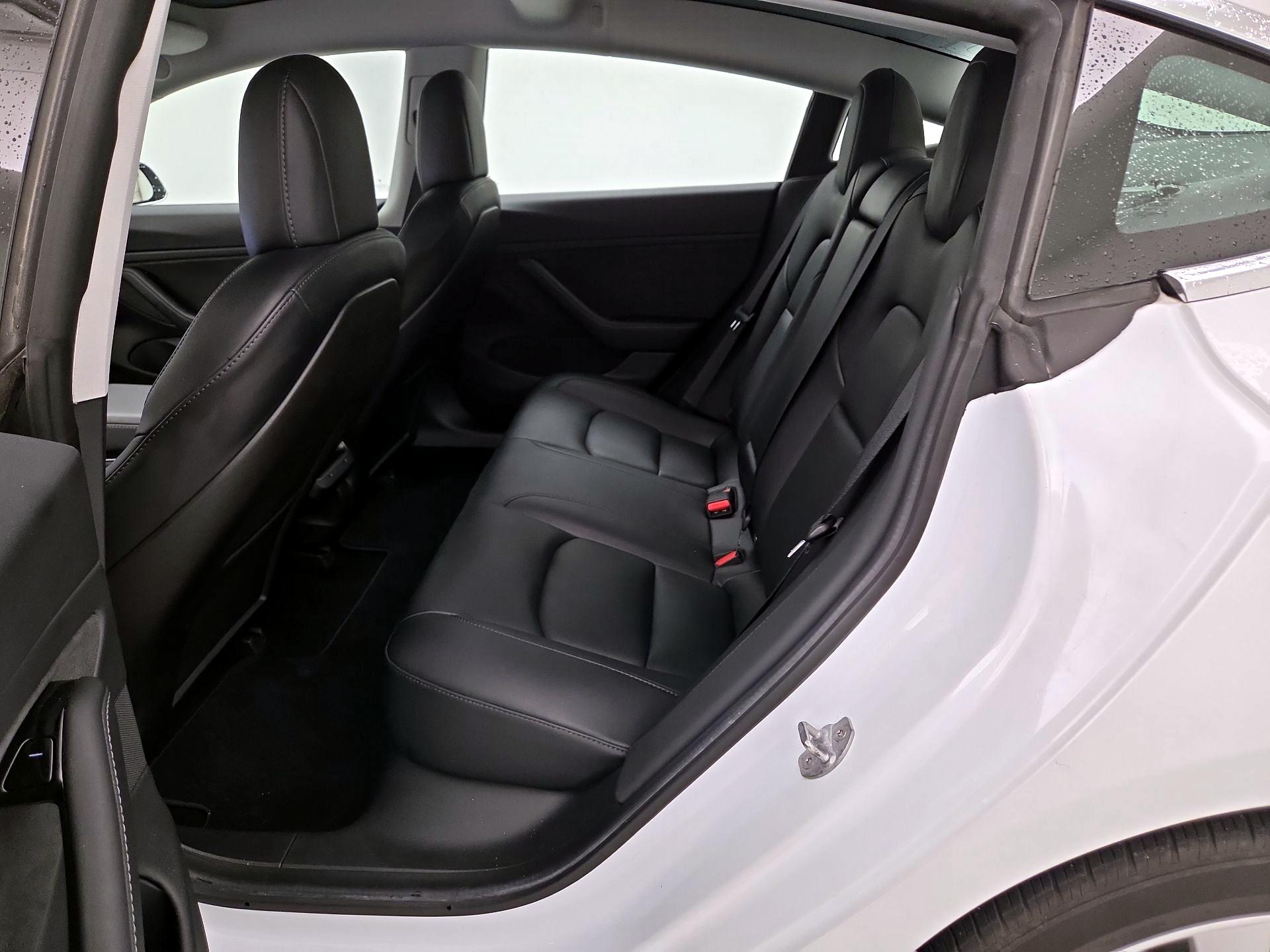 Thumbnail: 2020 Tesla Model 3 - 18