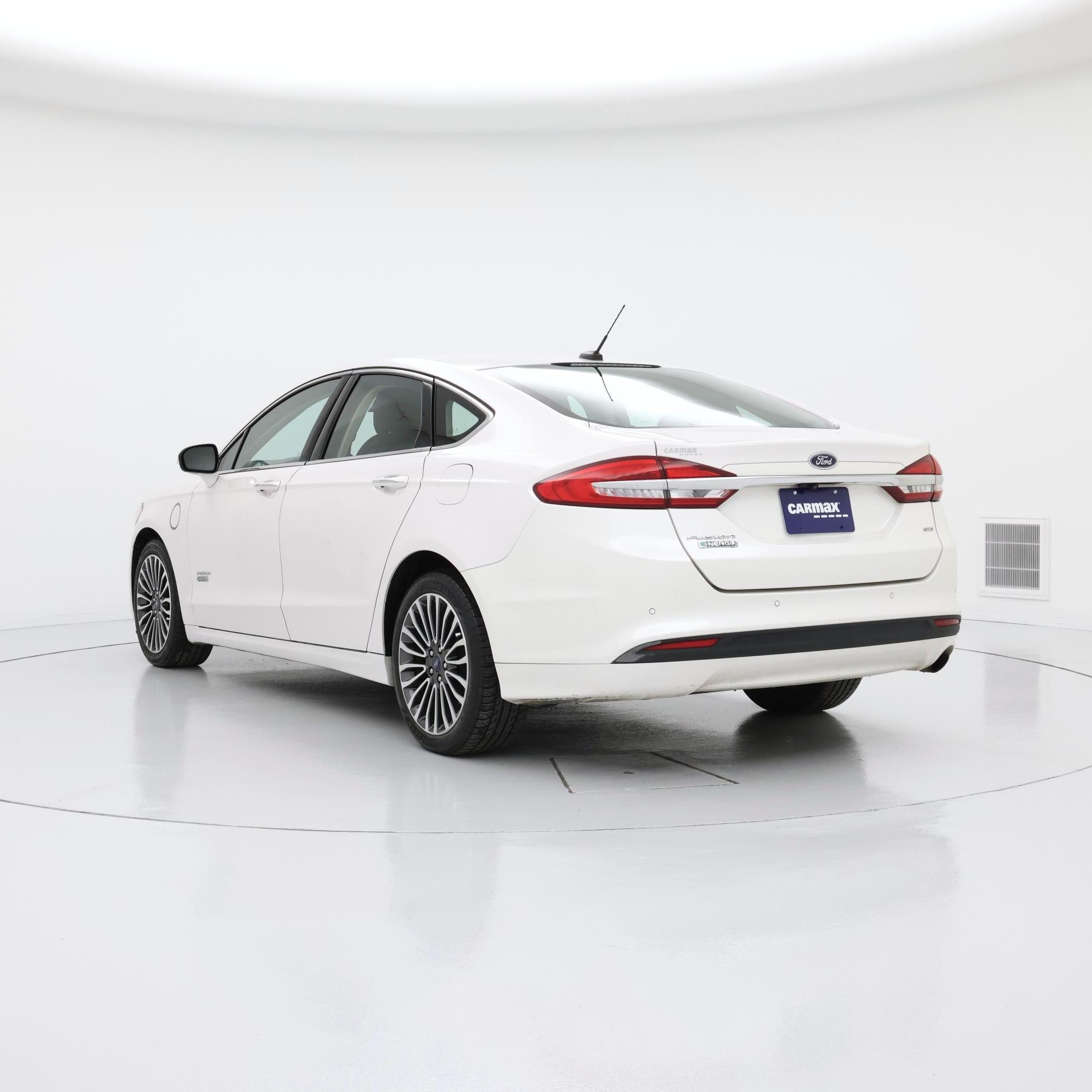 Thumbnail: 2017 Ford Fusion - 2