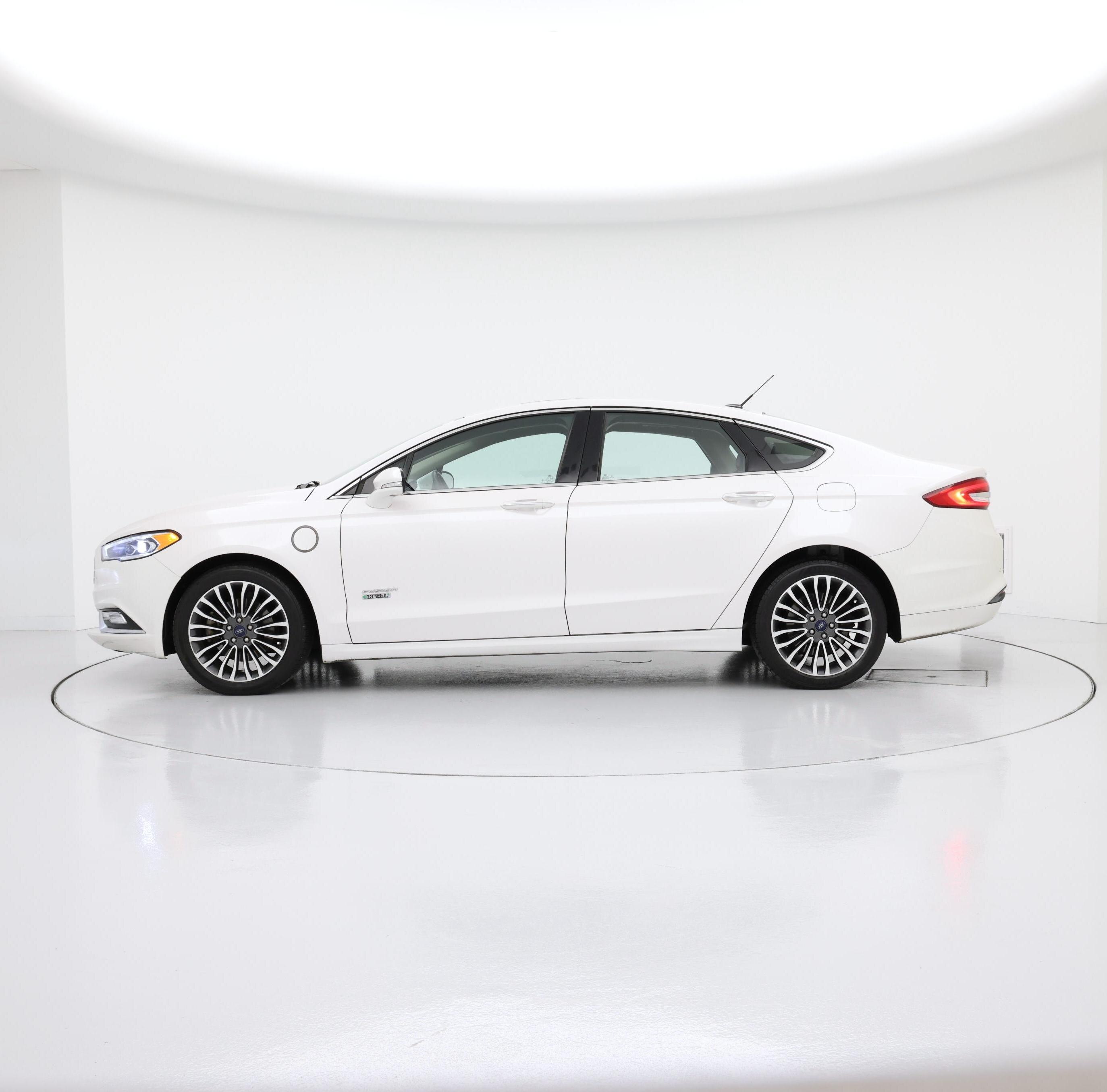 Thumbnail: 2017 Ford Fusion - 3