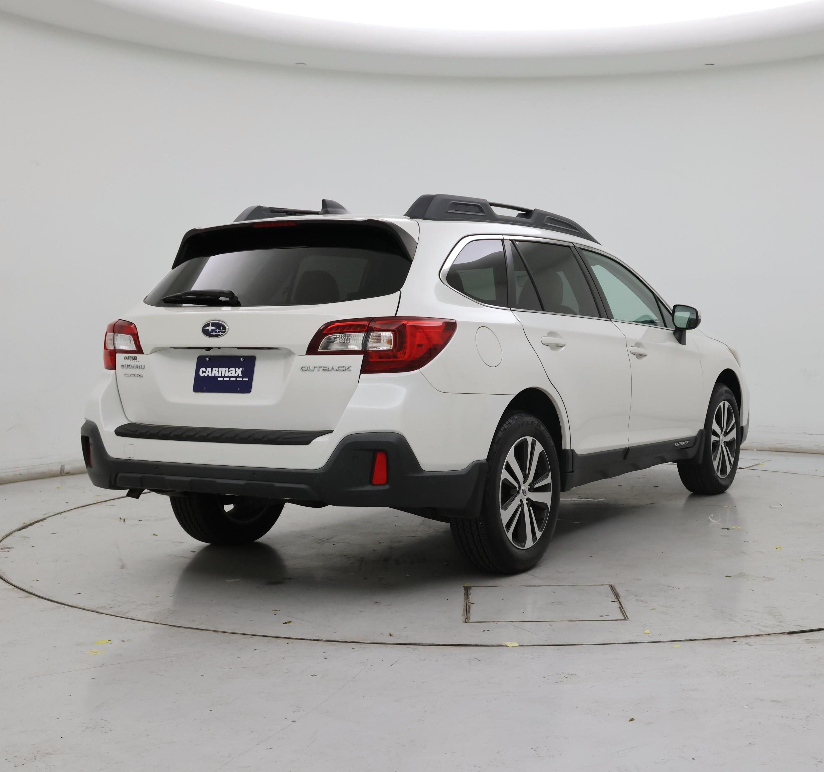 Thumbnail: 2018 Subaru Outback - 8