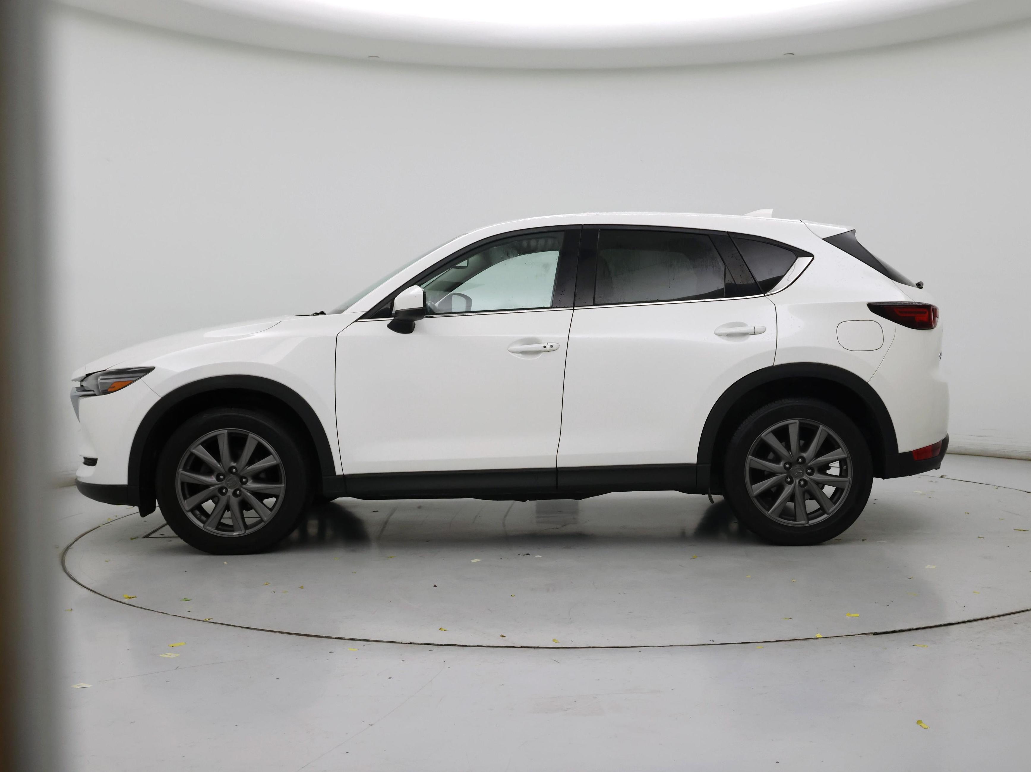 Thumbnail: 2017 Mazda CX-5 - 3
