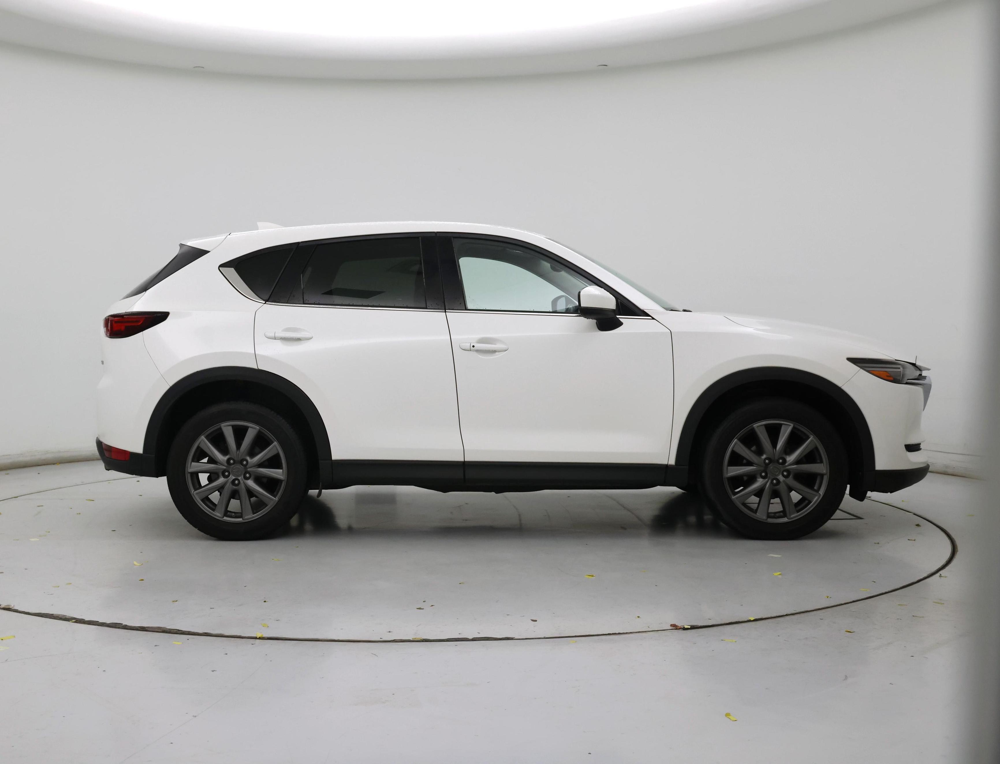 Thumbnail: 2017 Mazda CX-5 - 7