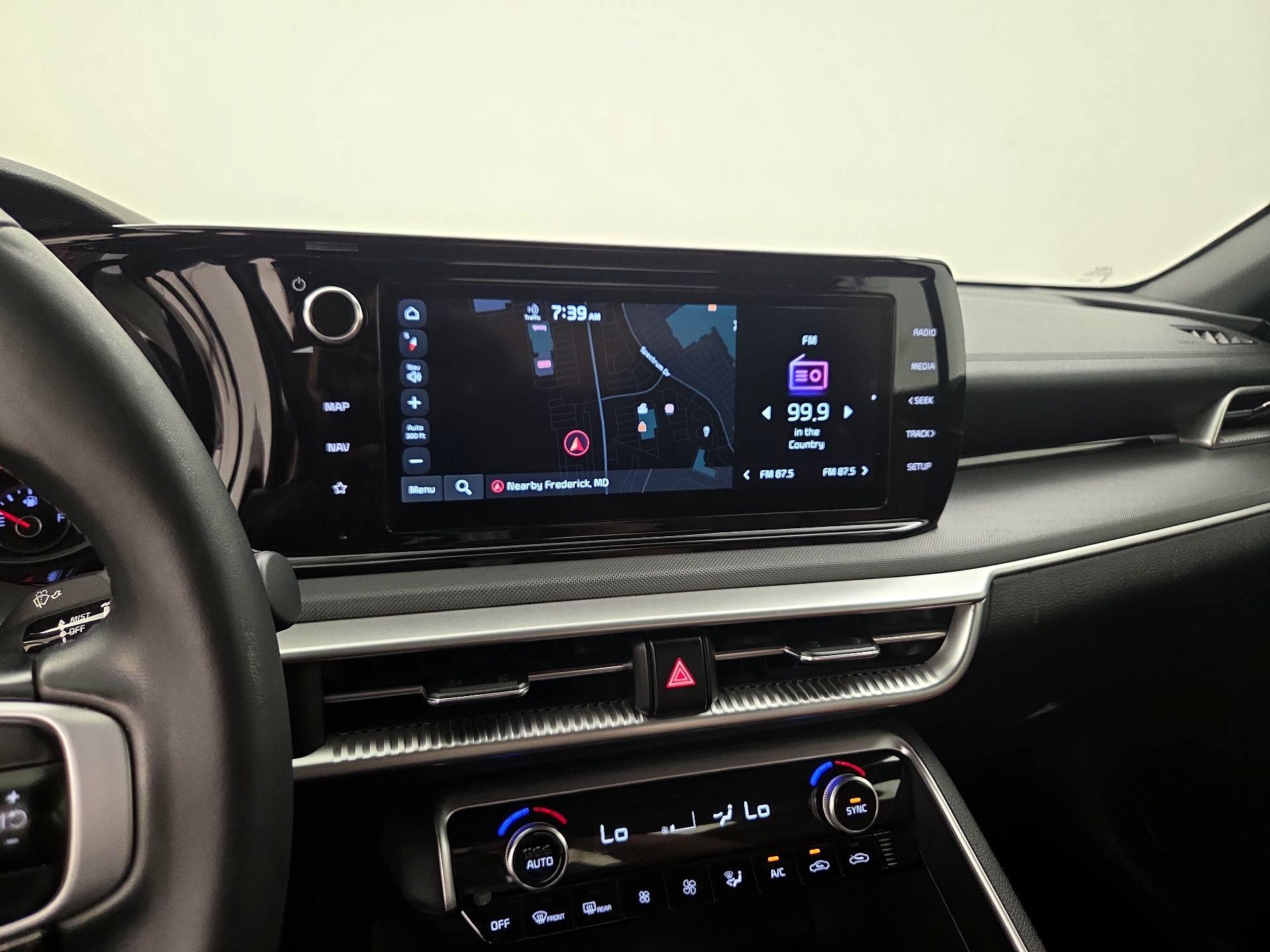 Thumbnail: 2023 Kia K5 - 14